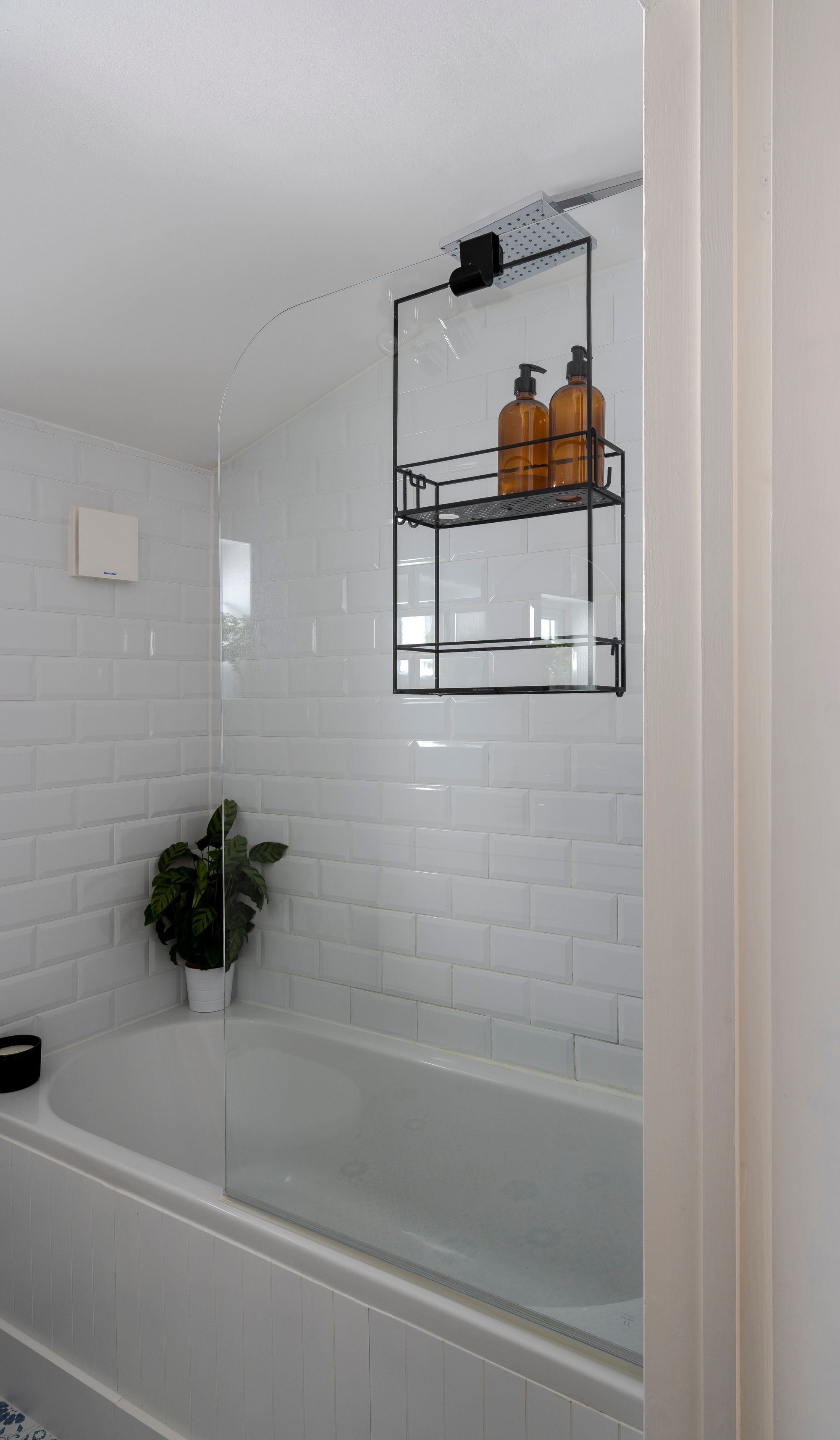 3 bed mid-terraced house for sale in Napier Road, Leytonstone, London, E11  - Property Image 23