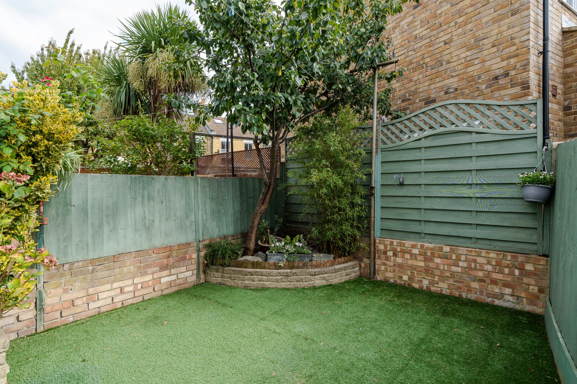 3 bed mid-terraced house for sale in Napier Road, Leytonstone, London, E11  - Property Image 29