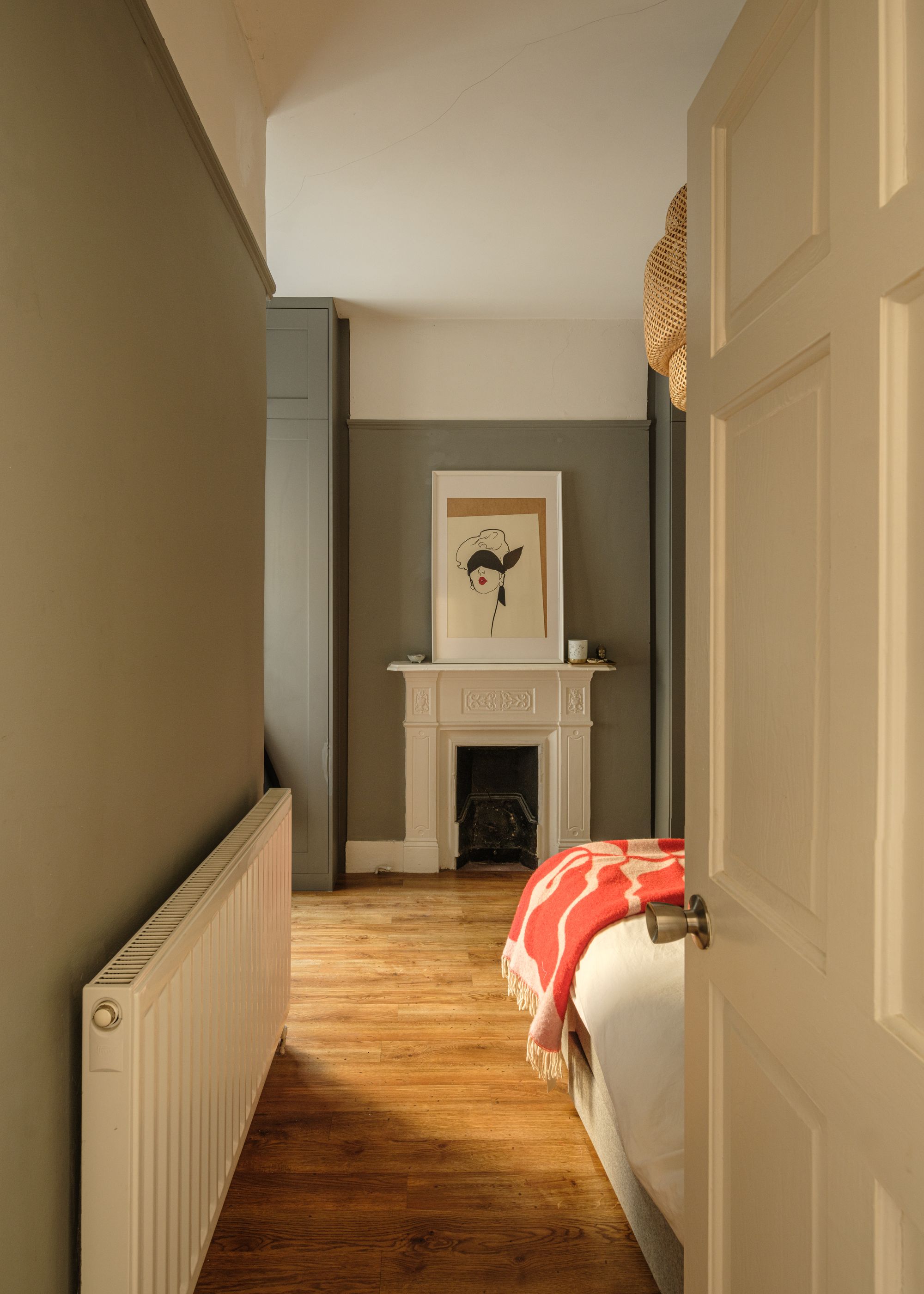 2 bed flat for sale in Newport Road, Leyton, London, E10  - Property Image 4