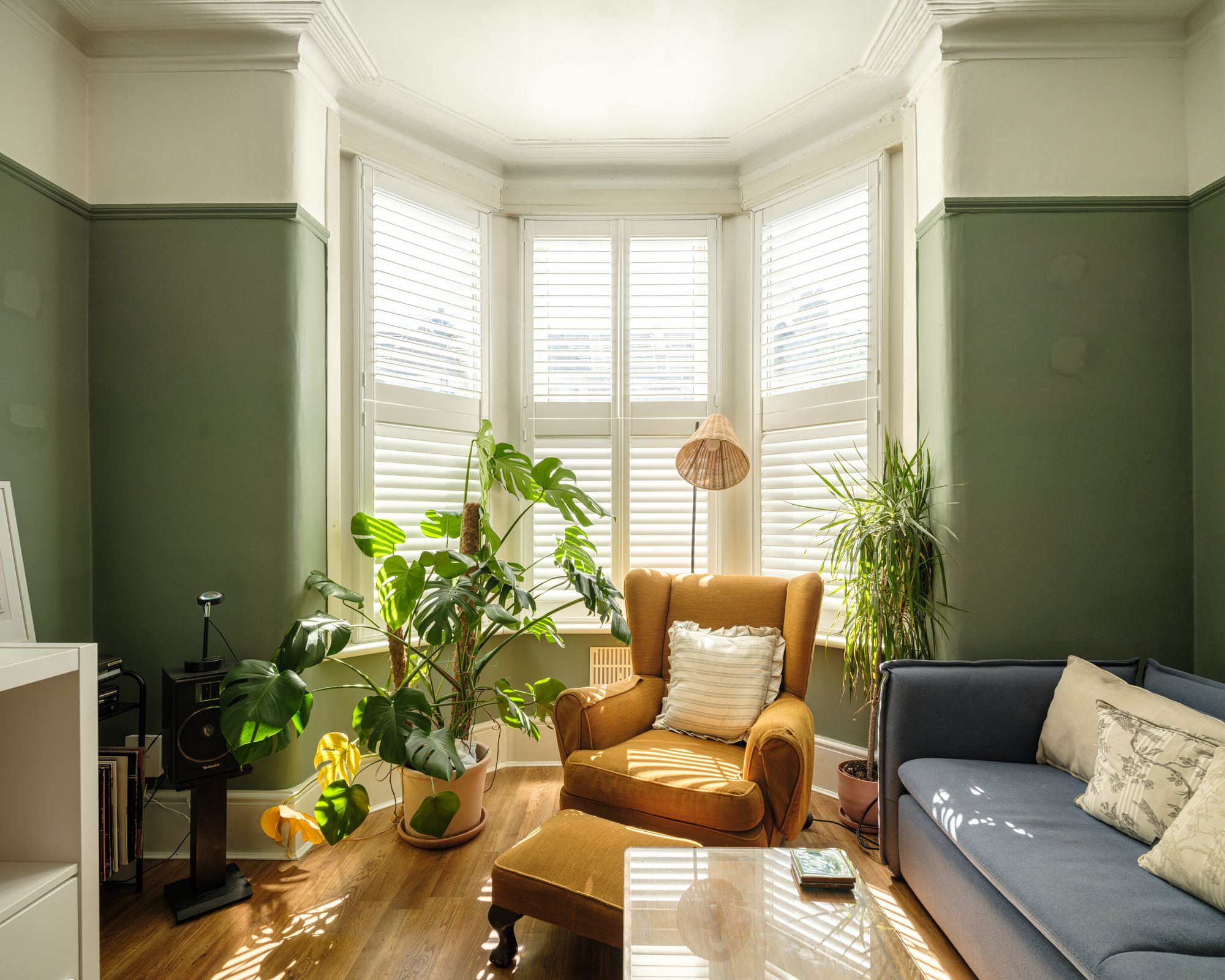 2 bed flat for sale in Newport Road, Leyton, London, E10  - Property Image 2