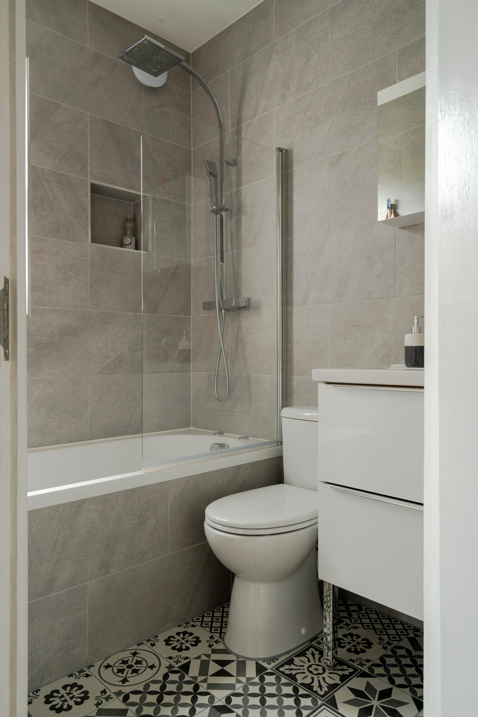 2 bed flat for sale in Melford Road, Leytonstone, London, E11  - Property Image 12