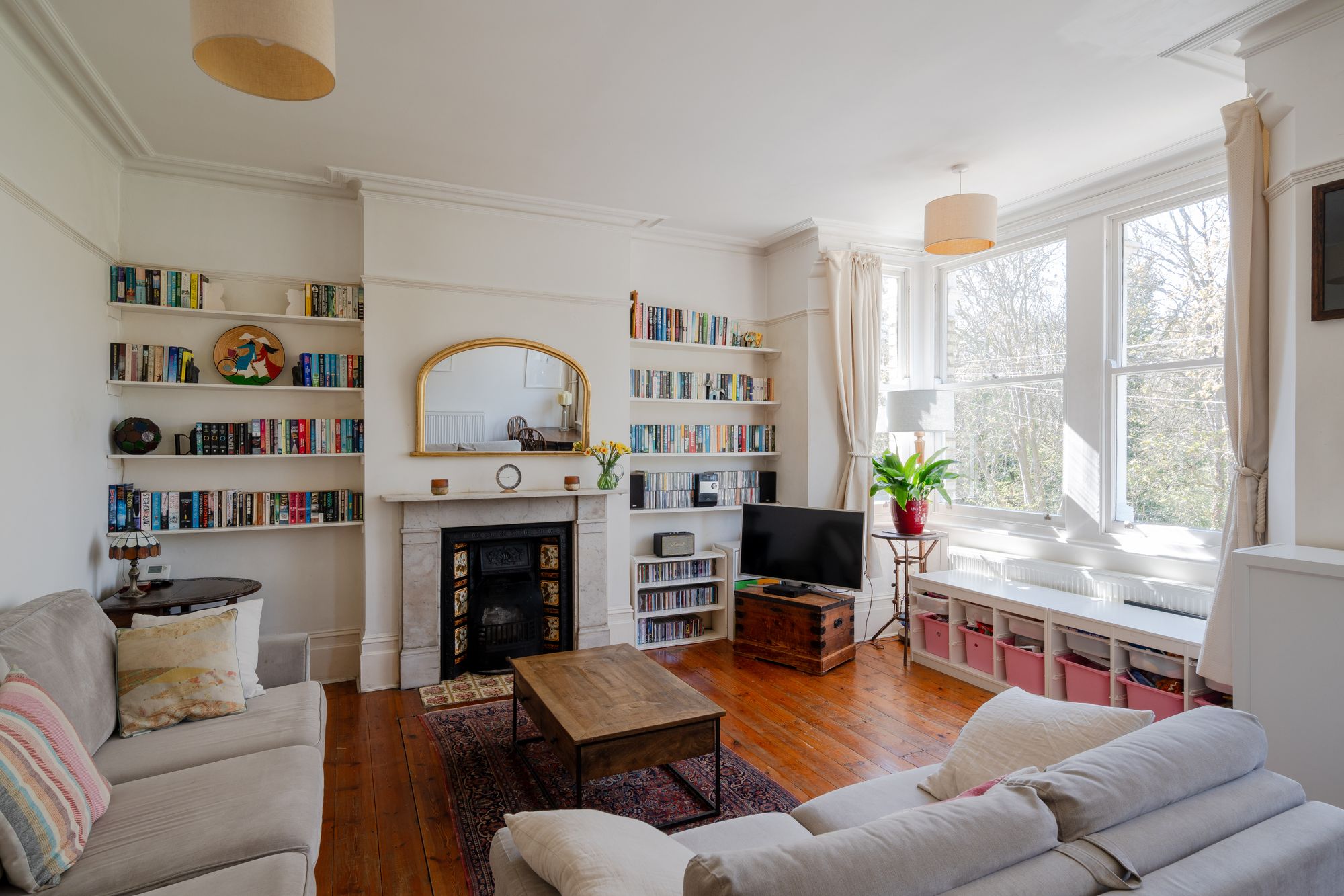 2 bed flat for sale in Forest Glade, Upper Leytonstone, London, E11  - Property Image 3