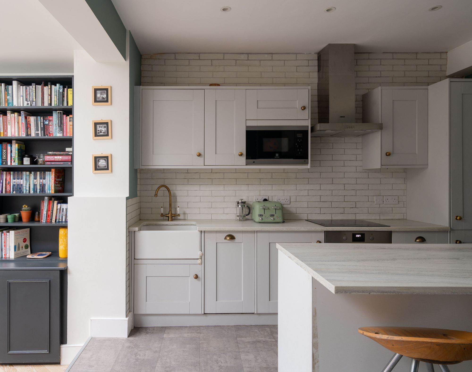 3 bed mid-terraced house for sale in Woodlands Road, Leytonstone, London, E11  - Property Image 7