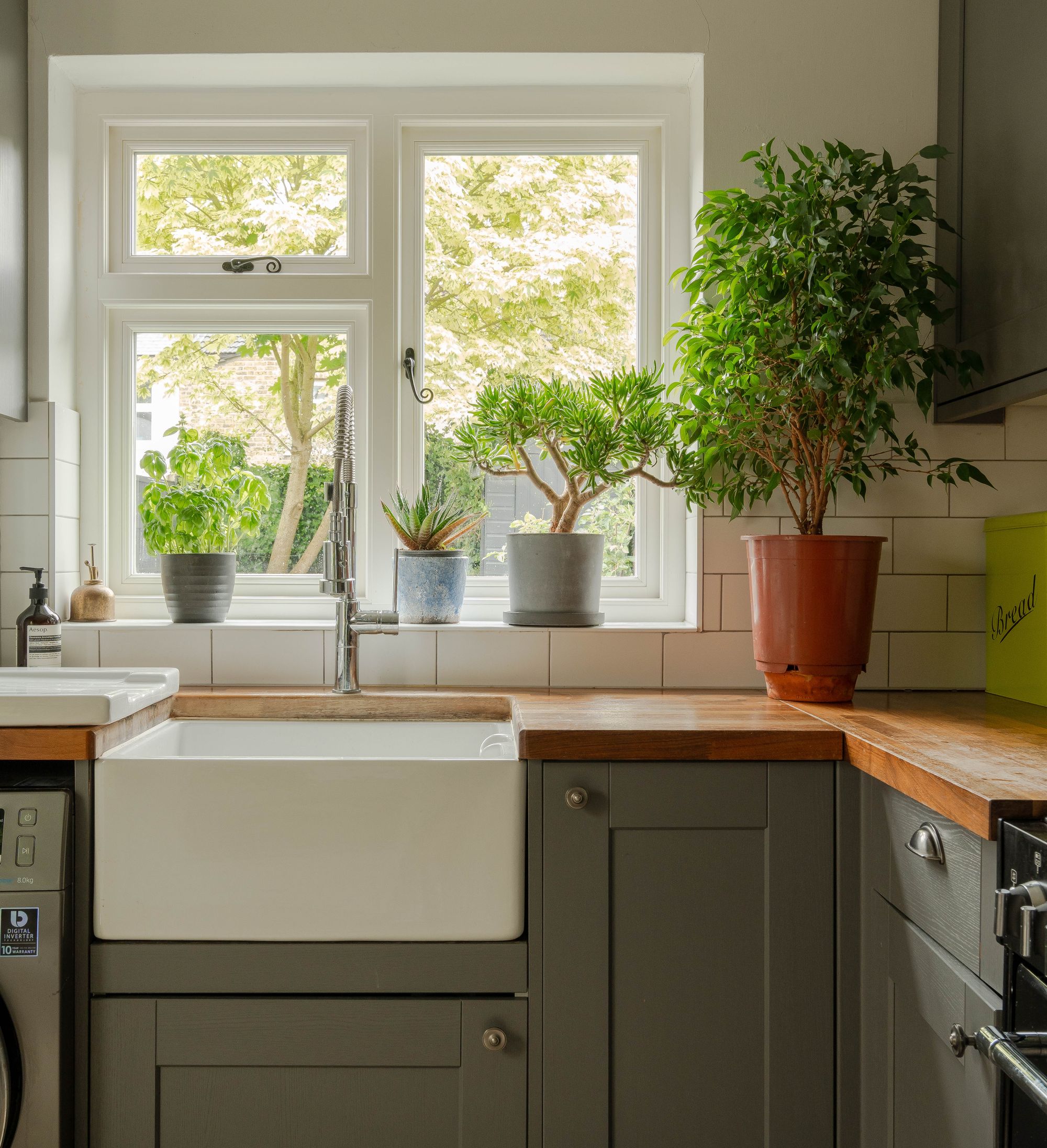 2 bed mid-terraced house for sale in Huddlestone Road, Forest Gate, London, E7  - Property Image 15