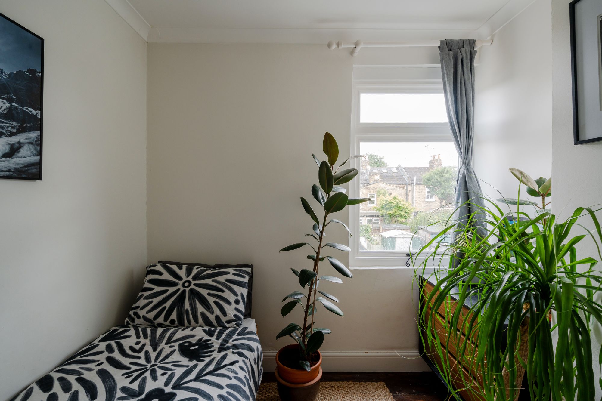 2 bed mid-terraced house for sale in Huddlestone Road, Forest Gate, London, E7  - Property Image 22