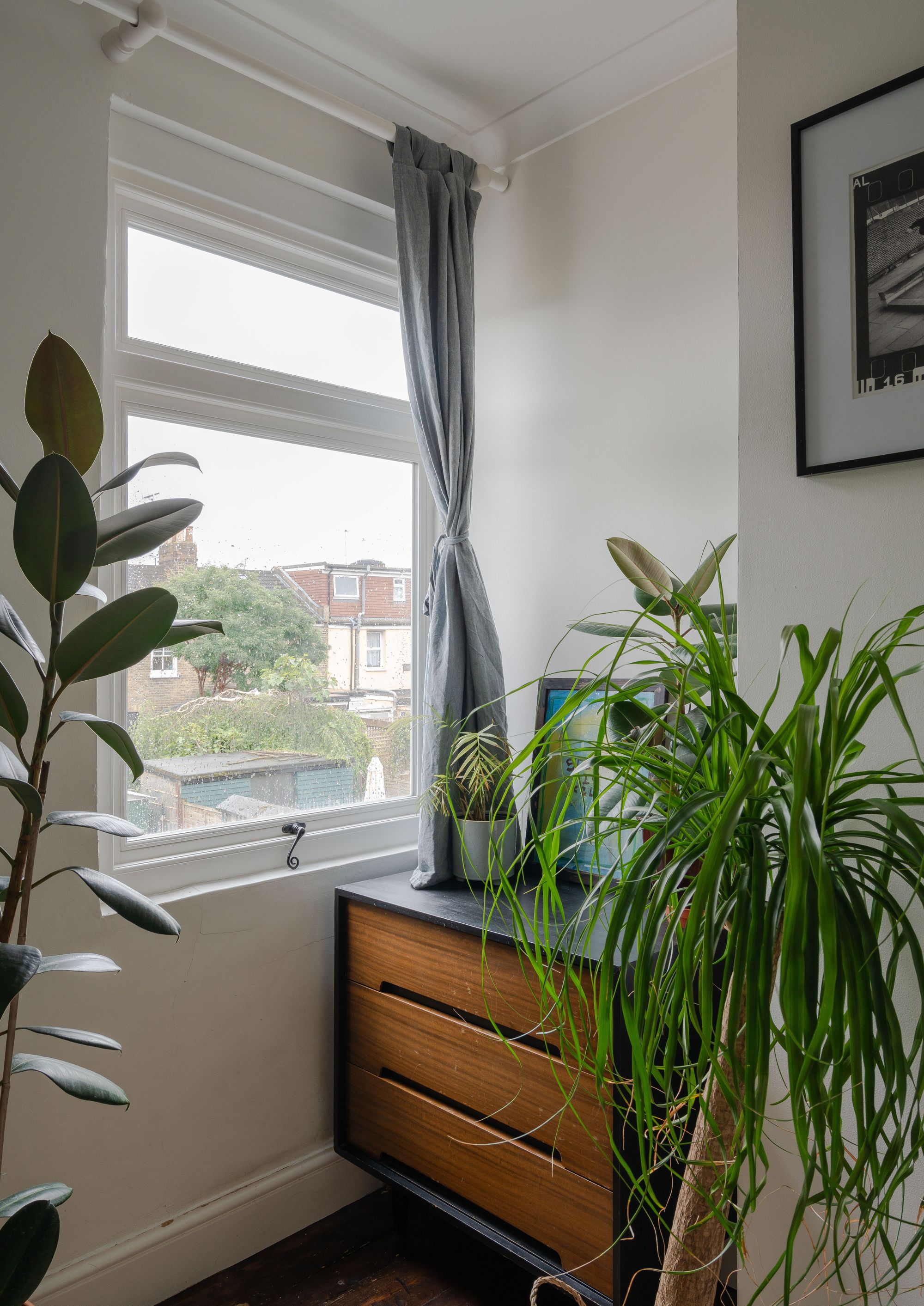 2 bed mid-terraced house for sale in Huddlestone Road, Forest Gate, London, E7  - Property Image 23