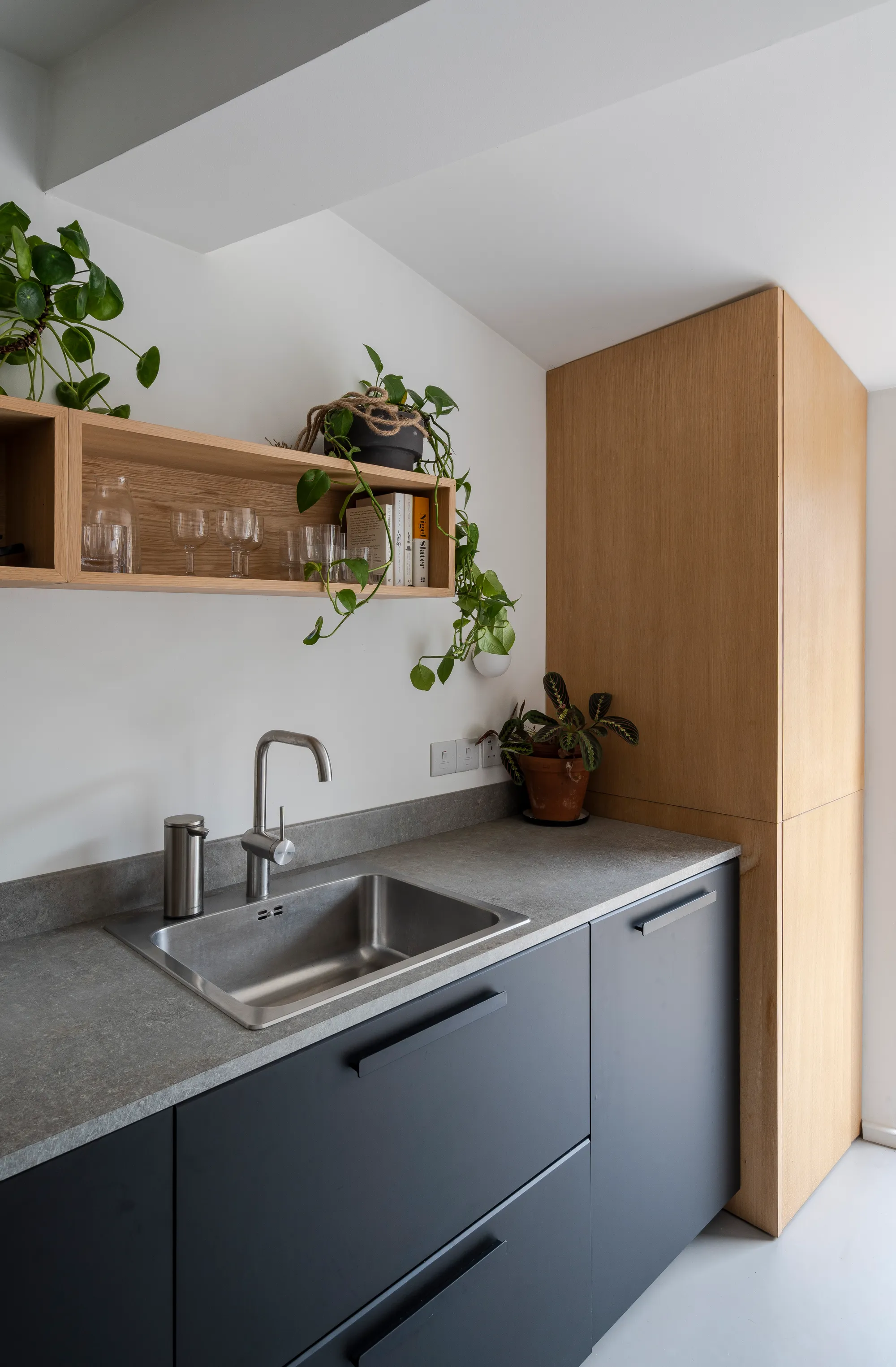 2 bed mid-terraced house for sale in Cann Hall Road, Leytonstone, London, E11  - Property Image 14