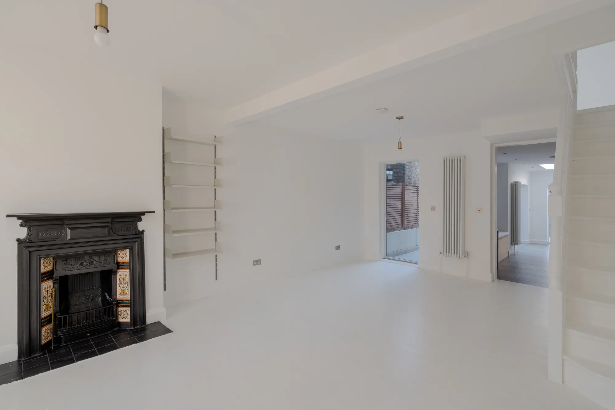 2 bed mid-terraced house for sale in Campus Road, Walthamstow, London, E17 - Property Image 3