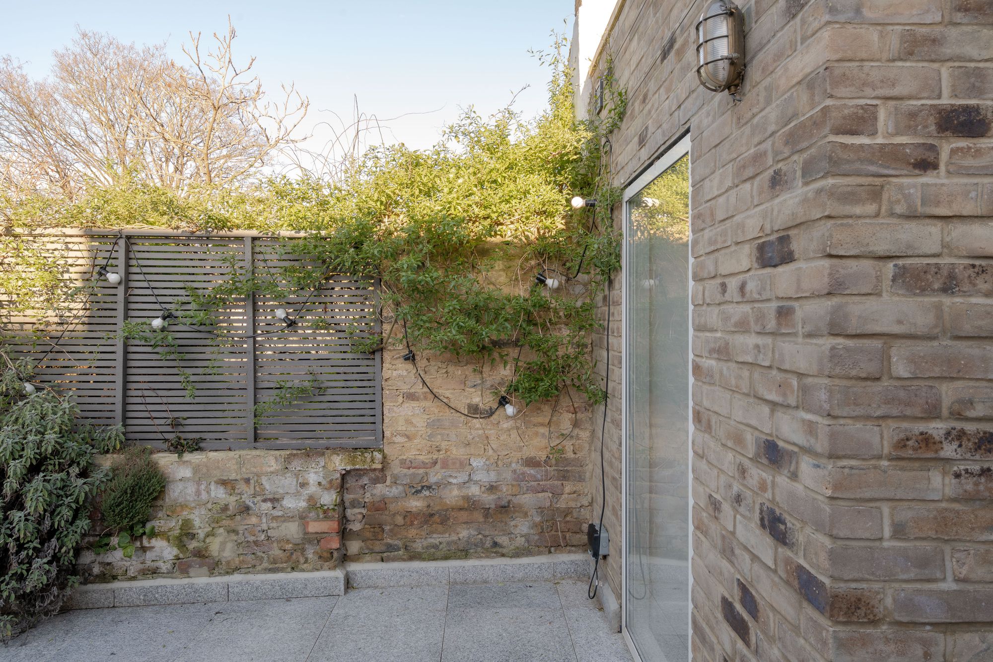 2 bed mid-terraced house for sale in Campus Road, Walthamstow, London, E17 - Property Image 37