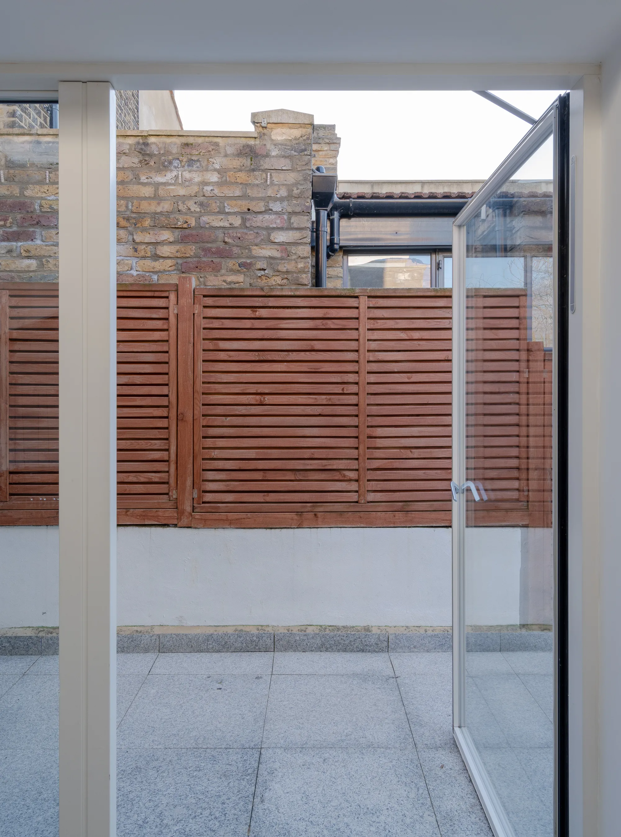 2 bed mid-terraced house for sale in Campus Road, Walthamstow, London, E17 - Property Image 15