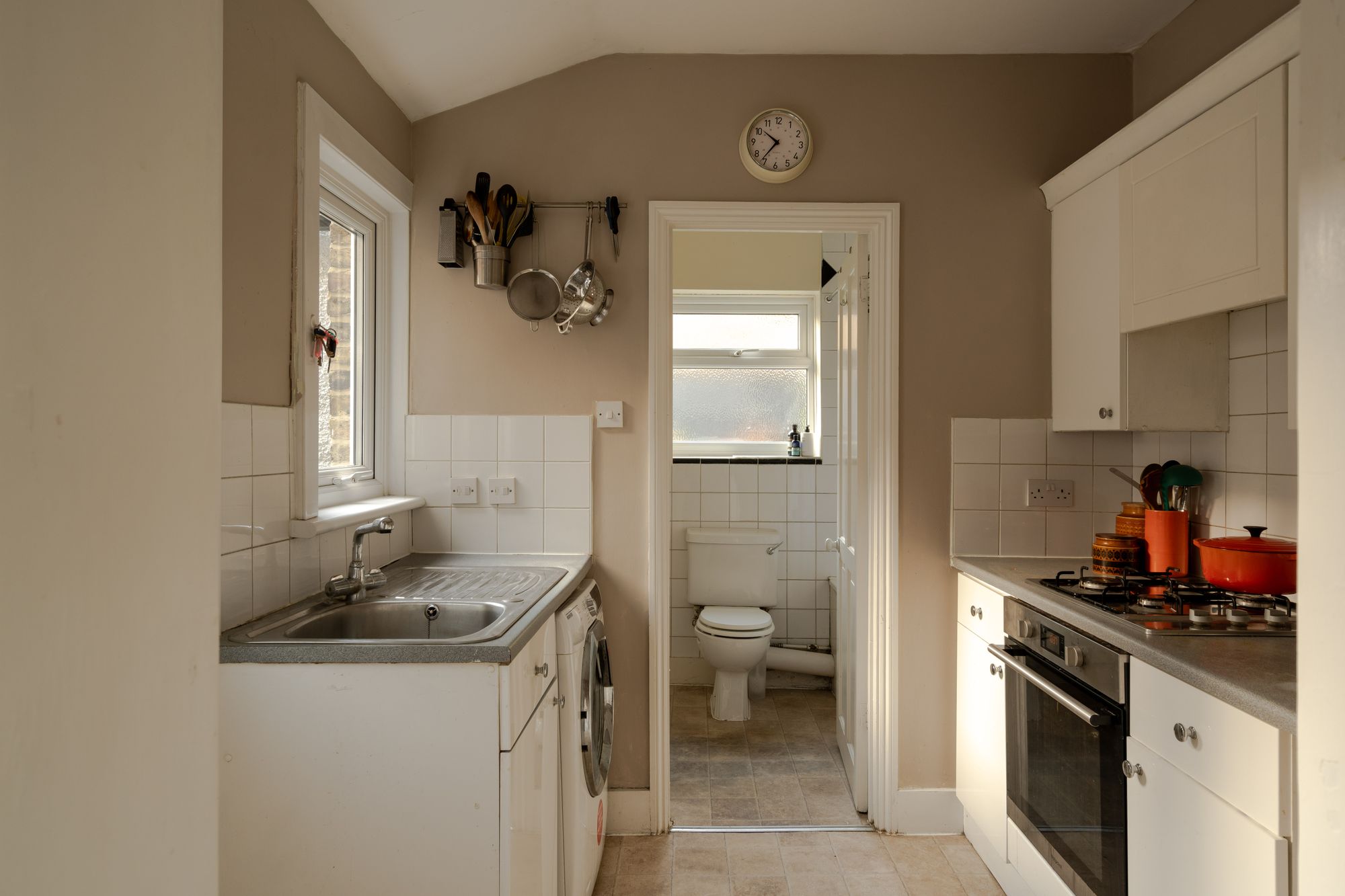 2 bed terraced house for sale in Montague Road, Leytonstone, London, E11 - Property Image 14