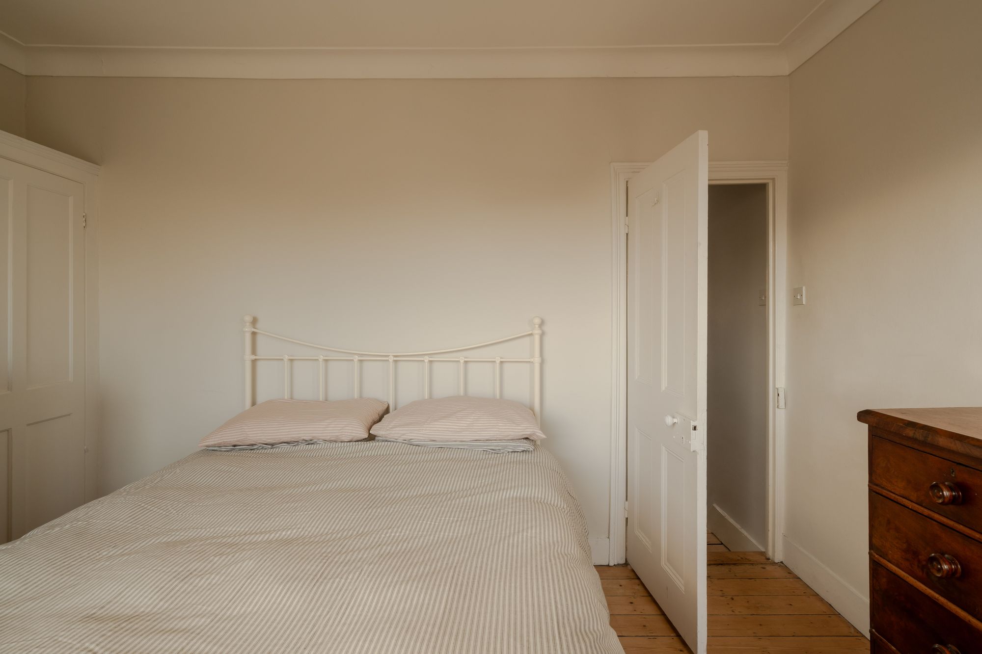 2 bed terraced house for sale in Montague Road, Leytonstone, London, E11 - Property Image 22