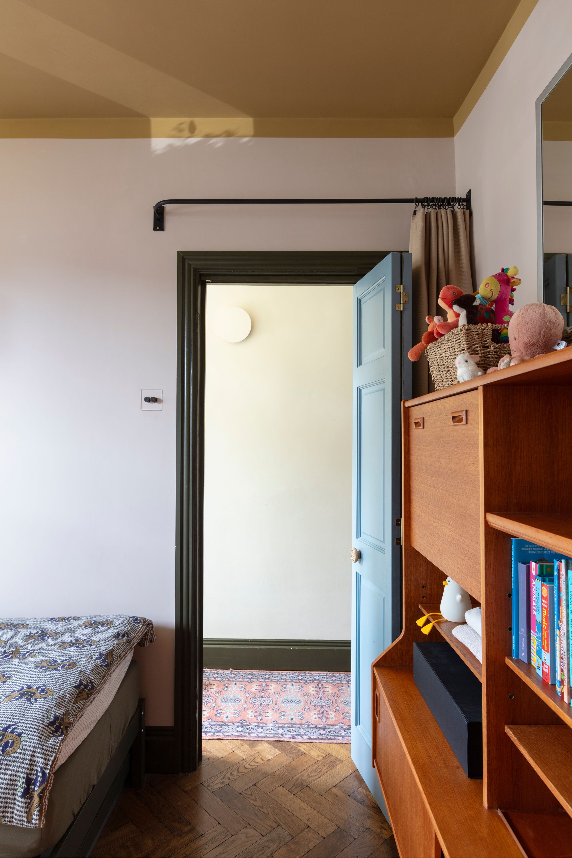 2 bed maisonette for sale in Huxley Road, Leyton, London, E10  - Property Image 39