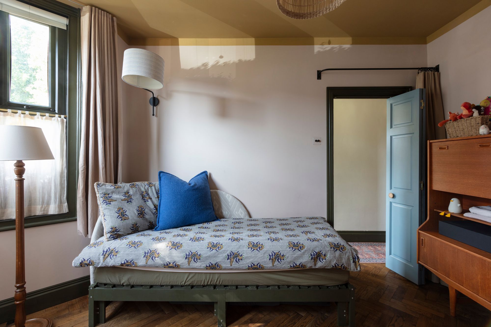 2 bed maisonette for sale in Huxley Road, Leyton, London, E10  - Property Image 38