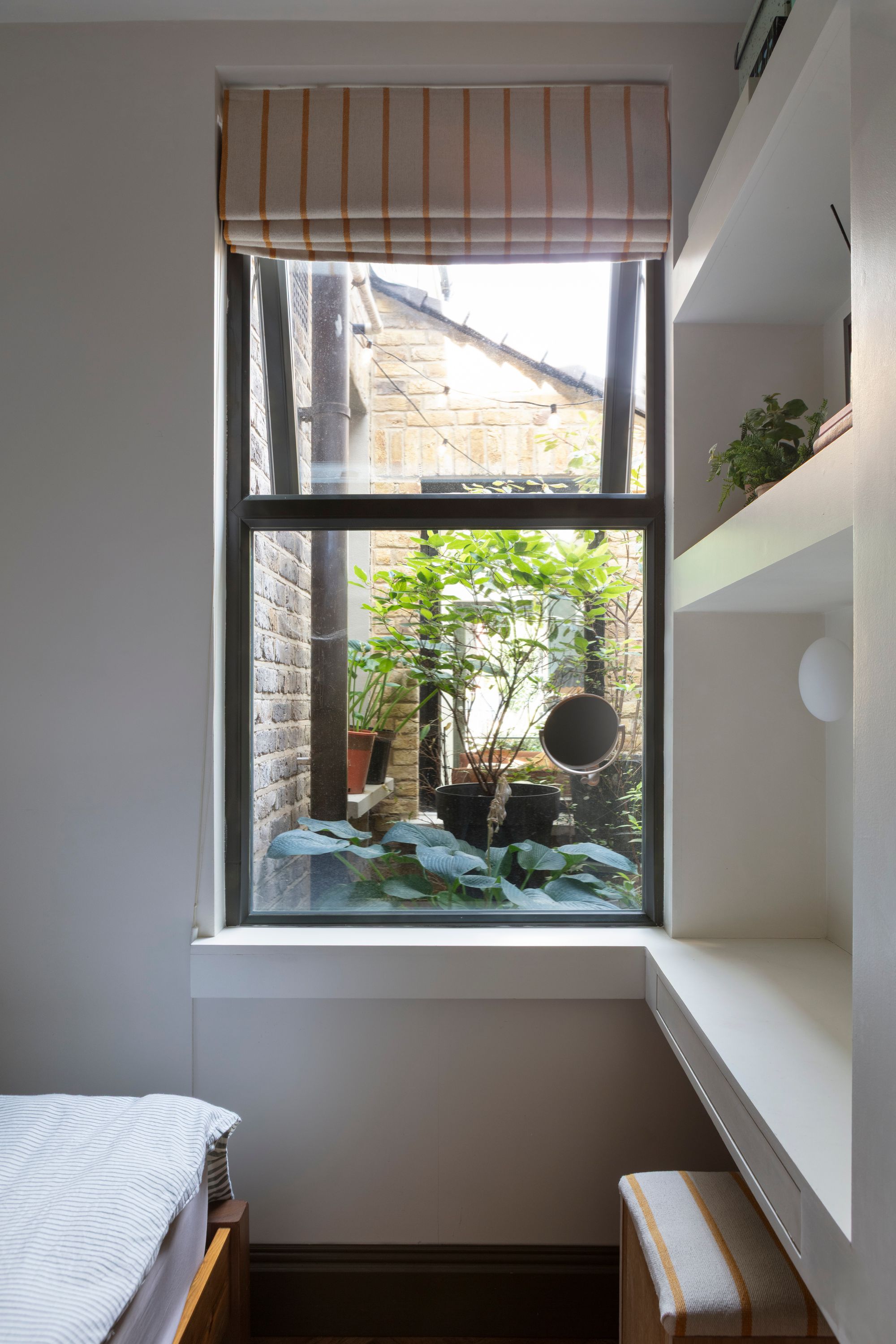 2 bed maisonette for sale in Huxley Road, Leyton, London, E10  - Property Image 30