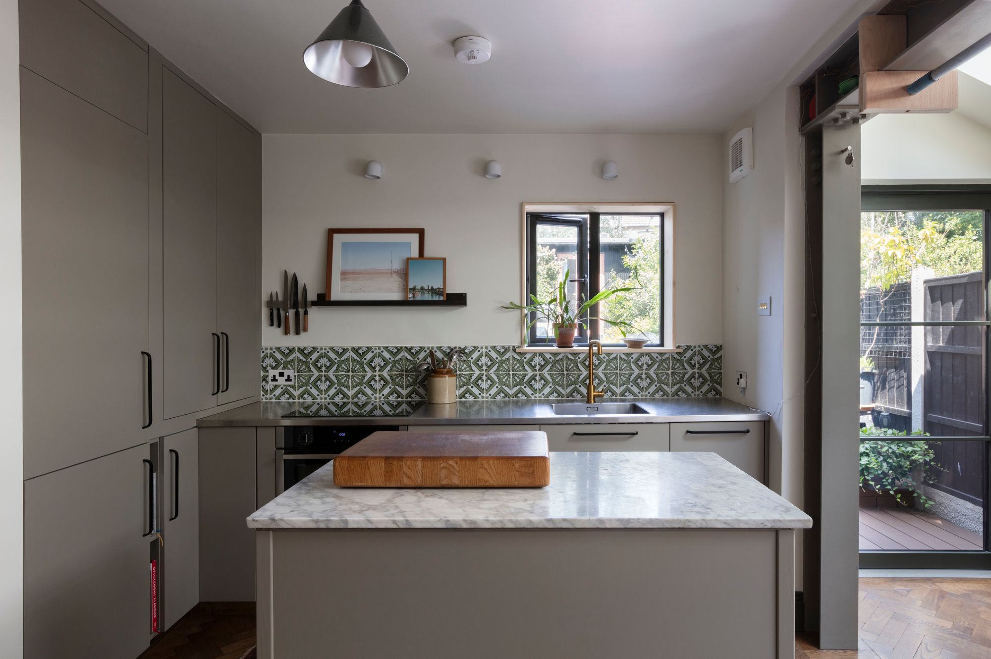 2 bed maisonette for sale in Huxley Road, Leyton, London, E10  - Property Image 12