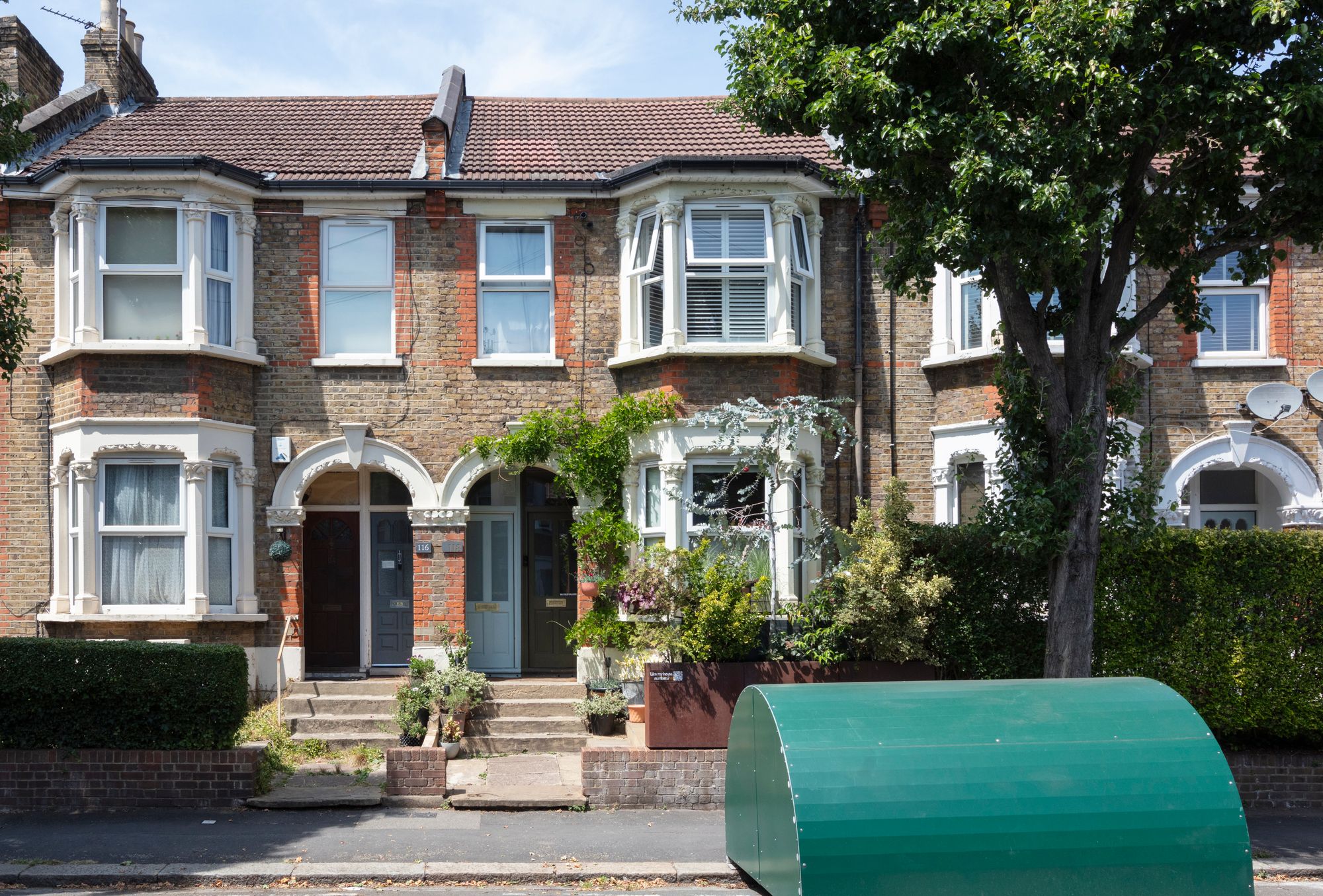 2 bed maisonette for sale in Huxley Road, Leyton, London, E10  - Property Image 2