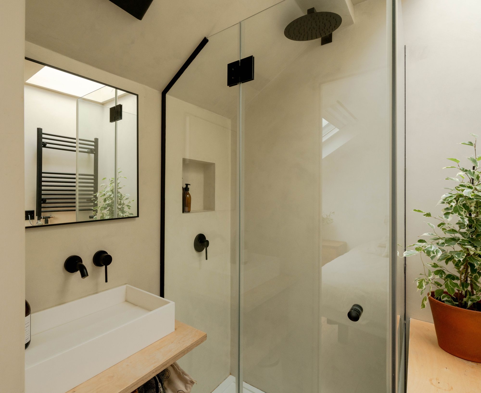 4 bed terraced house for sale in Farmer Road, London, E10  - Property Image 42