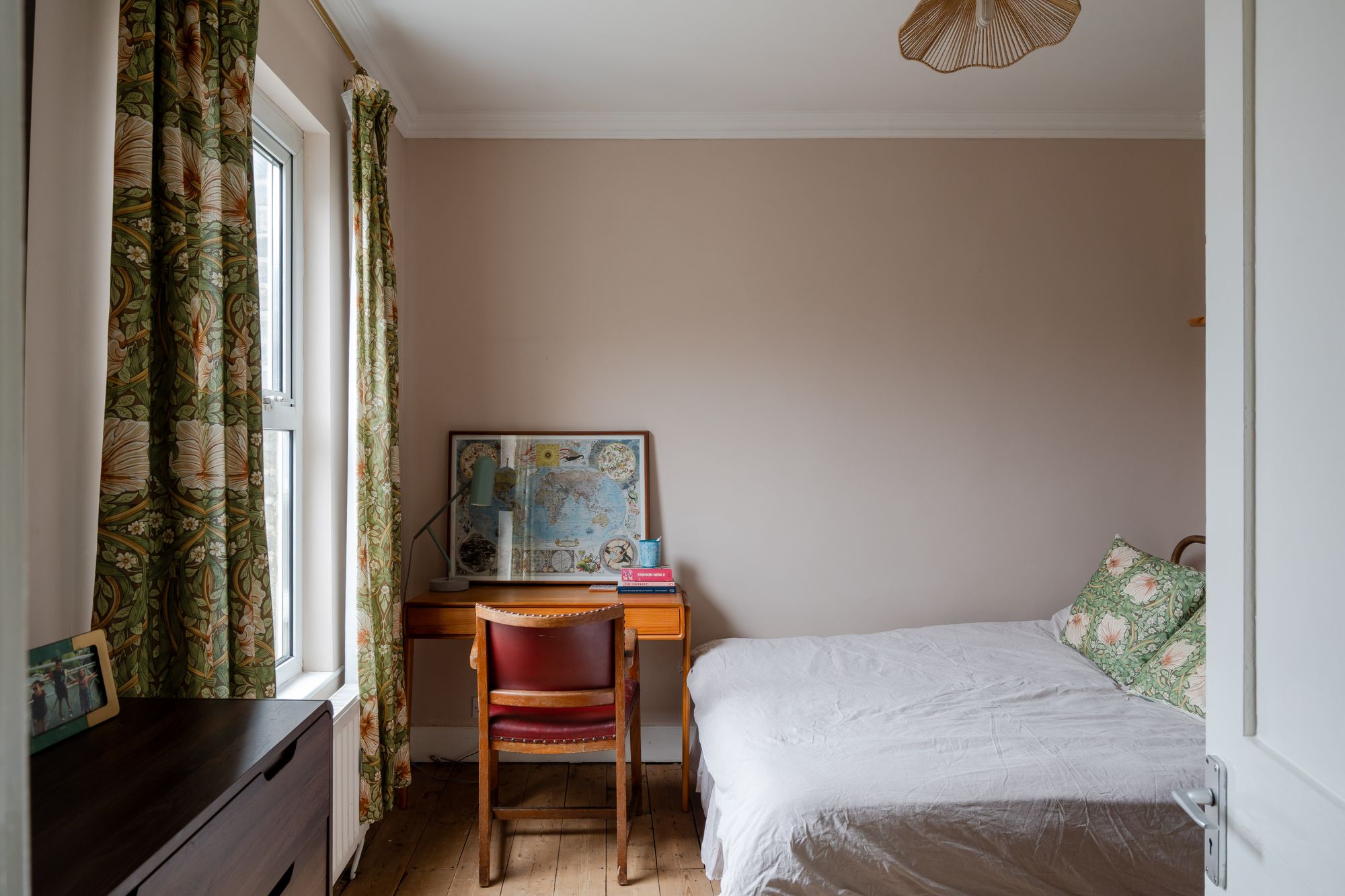 3 bed terraced house for sale in Napier Road, Leytonstone, London, E11 - Property Image 26