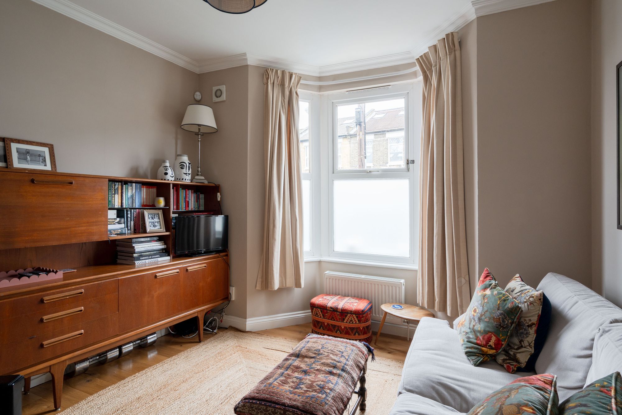 3 bed terraced house for sale in Napier Road, Leytonstone, London, E11 - Property Image 3