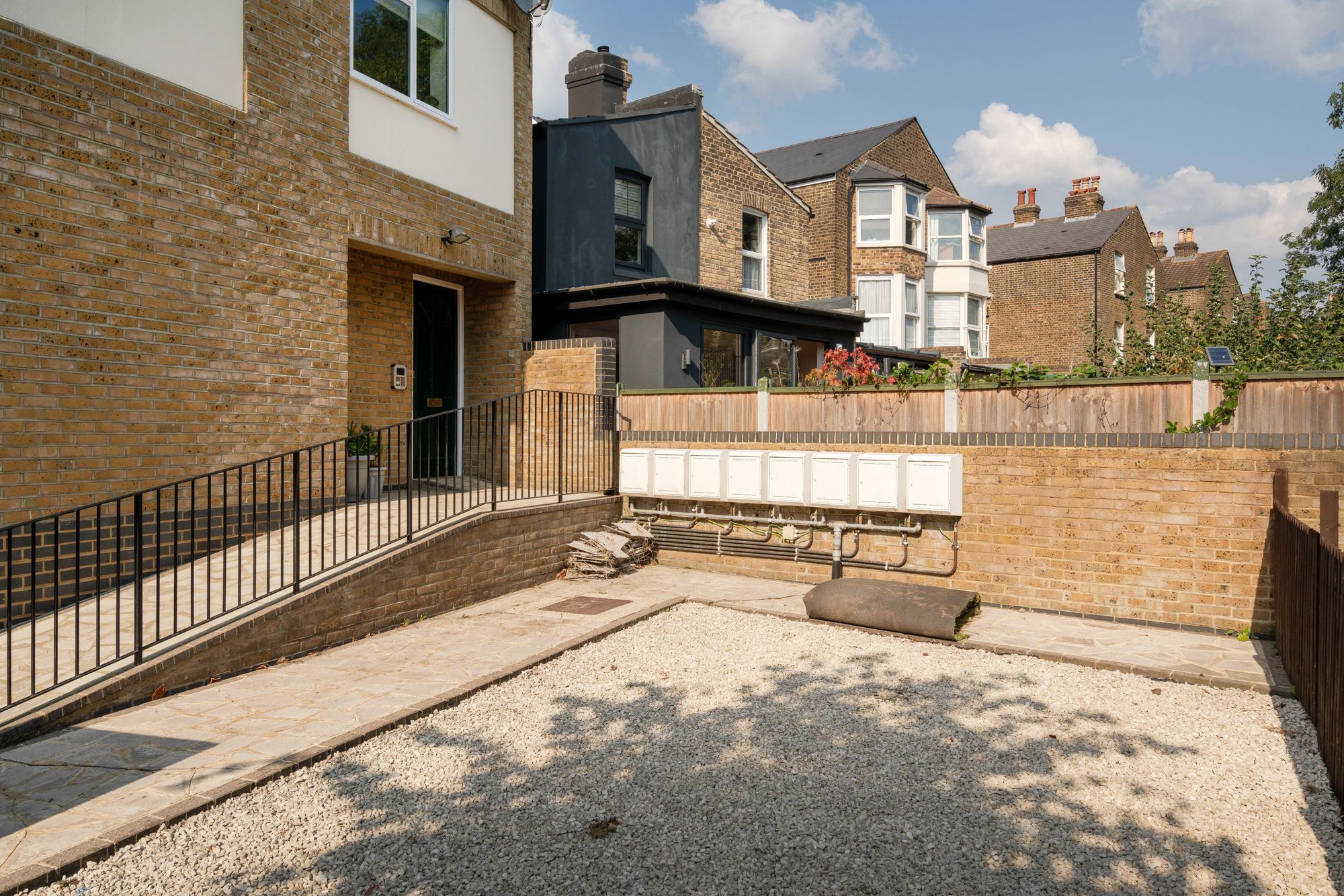 2 bed flat for sale in Wallwood Road, Upper Leytonstone, London, E11  - Property Image 29