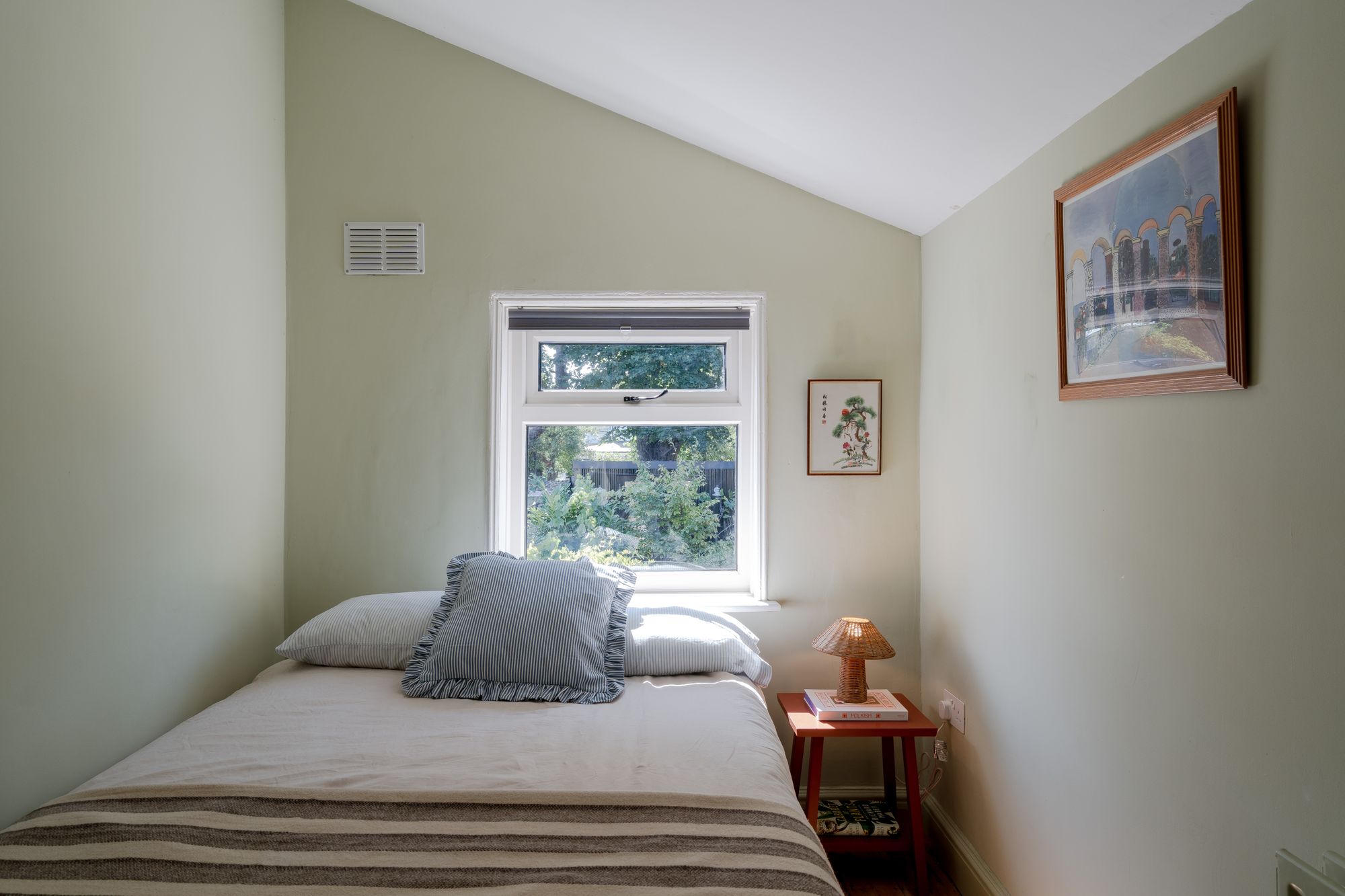 2 bed terraced house for sale in Forest Road, Upper Leytonstone, London, E11  - Property Image 28