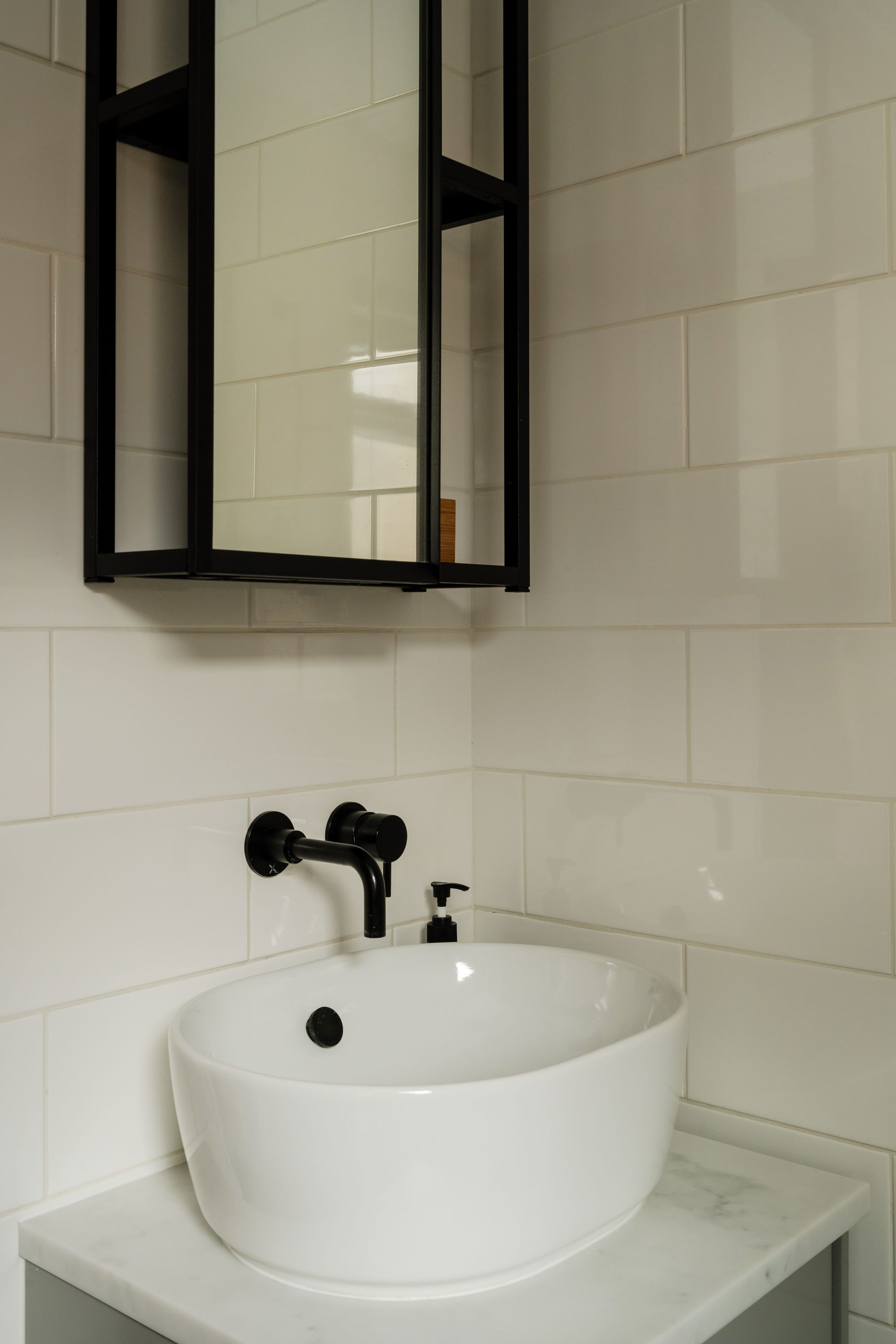 3 bed mid-terraced house for sale in Grove Road, Bushwood, Leytonstone, E11  - Property Image 34