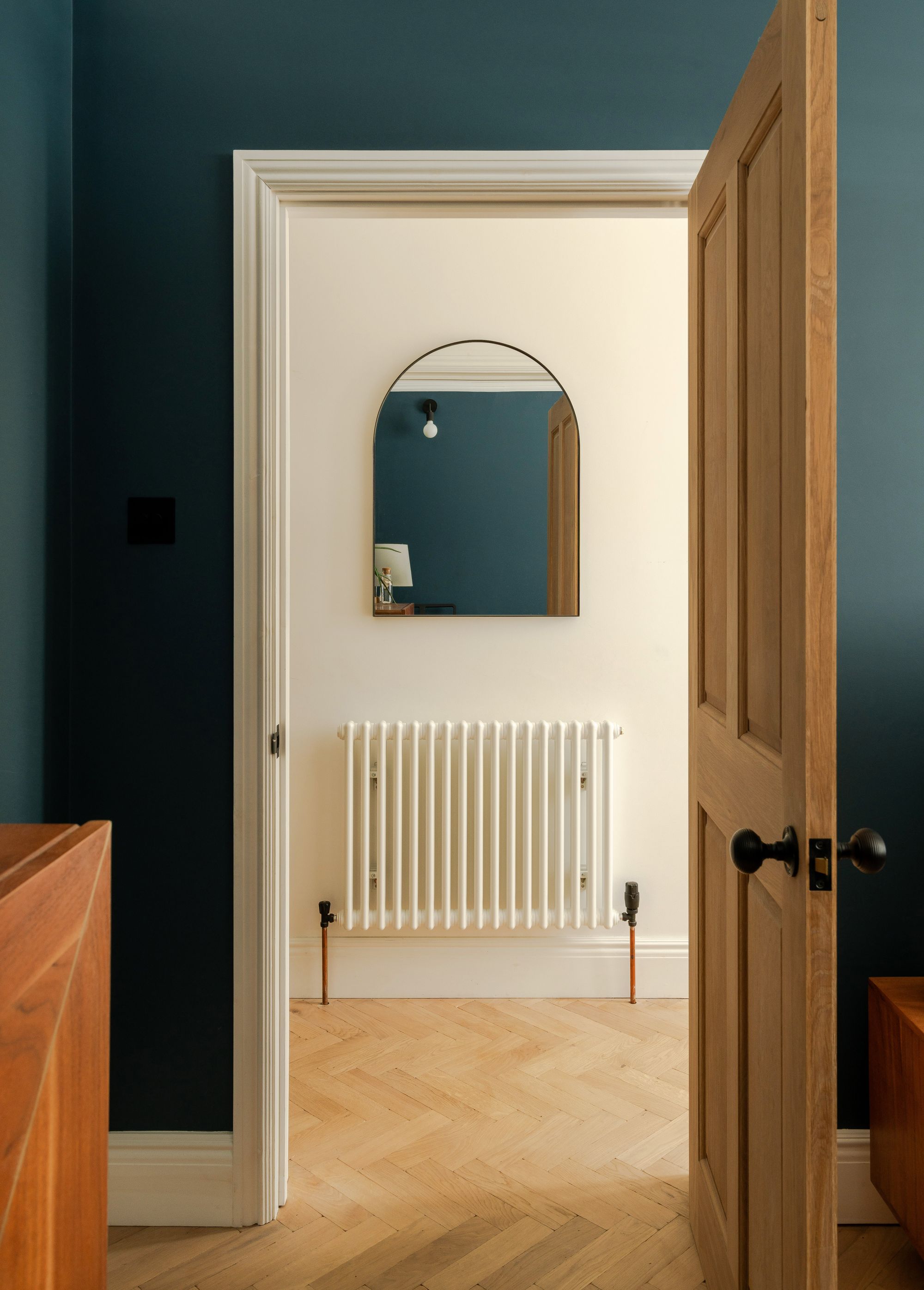 3 bed mid-terraced house for sale in Grove Road, Bushwood, Leytonstone, E11  - Property Image 4