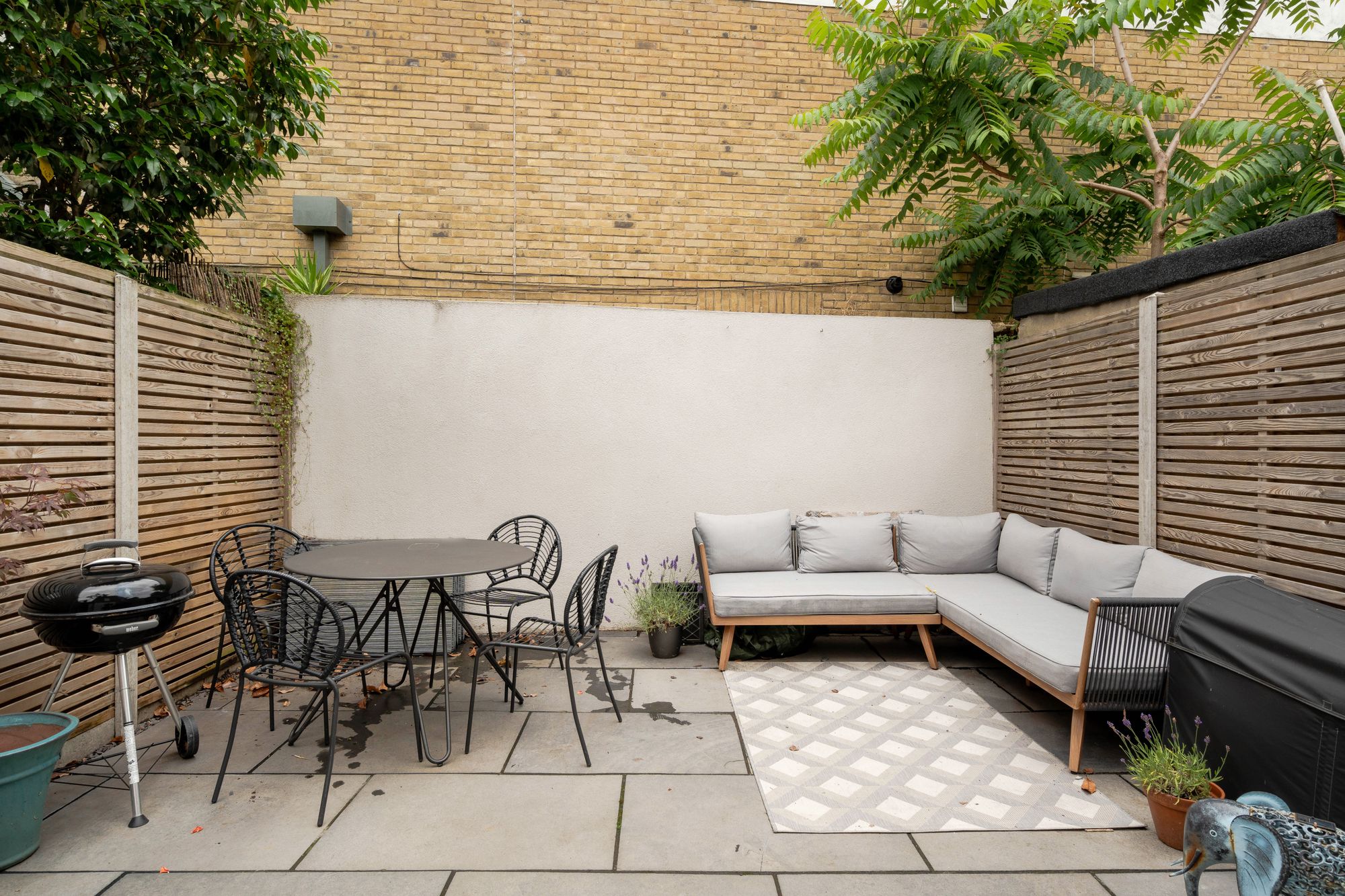 3 bed mid-terraced house for sale in Grove Road, Bushwood, Leytonstone, E11  - Property Image 38