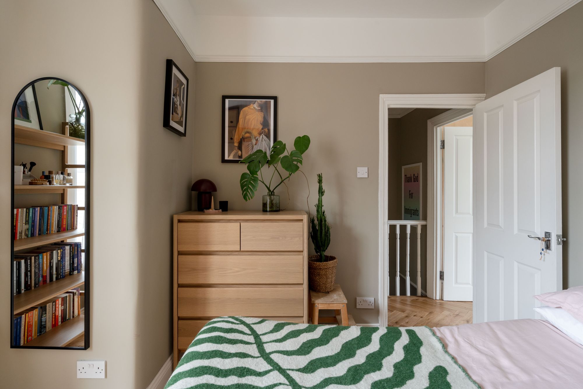 2 bed maisonette for sale in Twickenham Road, Leytonstone, London, E11 - Property Image 14