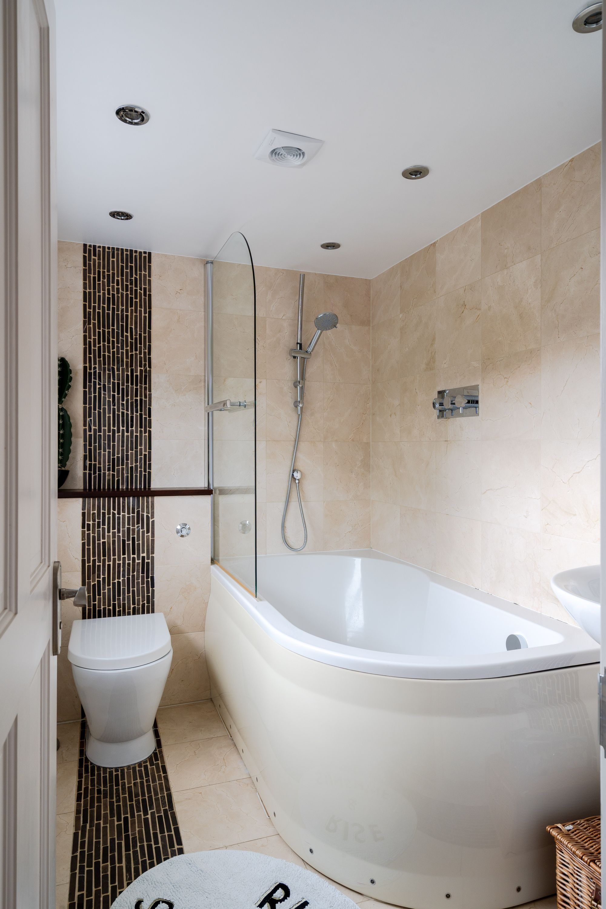4 bed terraced house for sale in Napier Road, Leytonstone, London, E11  - Property Image 37