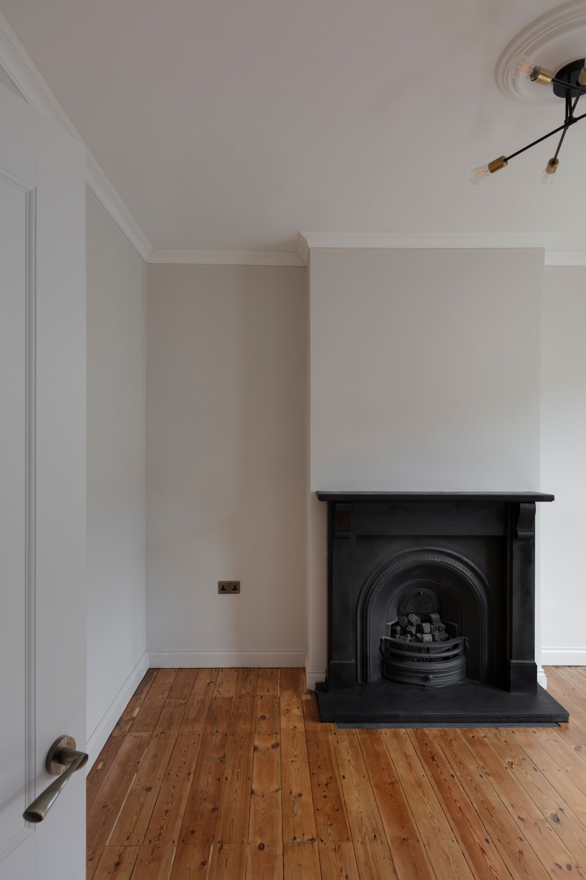 2 bed maisonette for sale in Albert Road, Leyton, London, E10  - Property Image 5