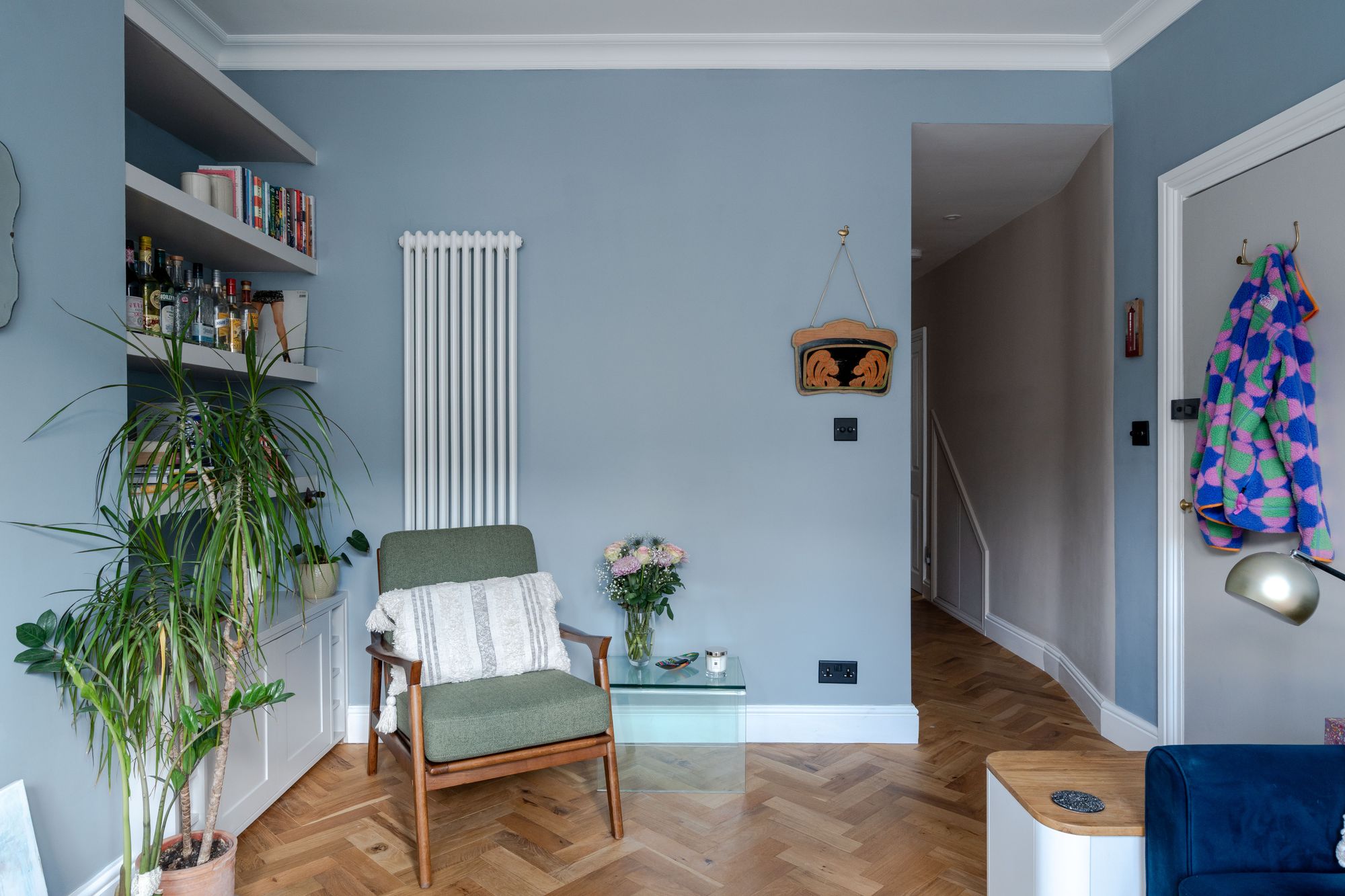 2 bed flat for sale in Barclay Road, Bushwood, London, E11 - Property Image 2