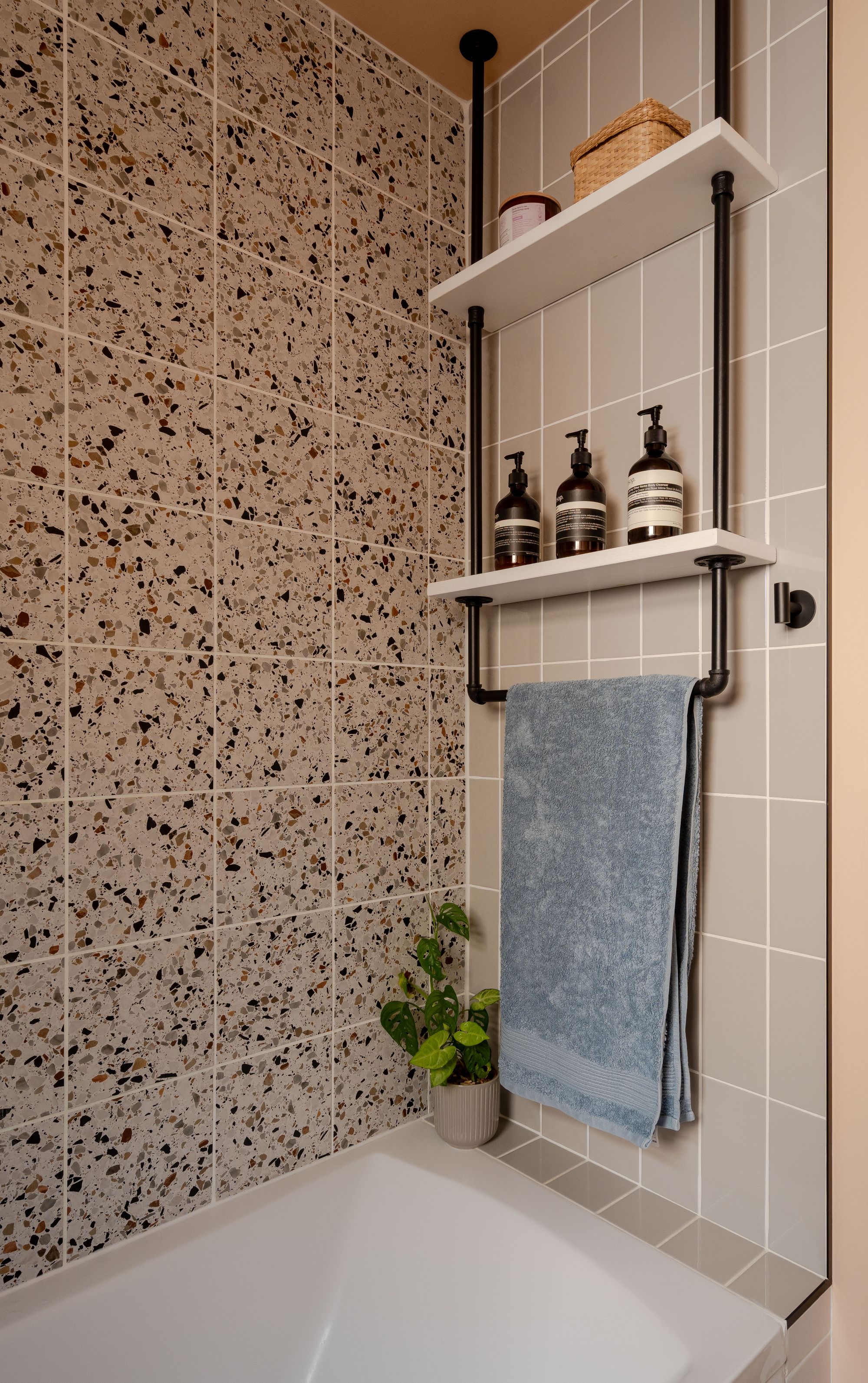 2 bed flat for sale in Barclay Road, Bushwood, London, E11 - Property Image 17