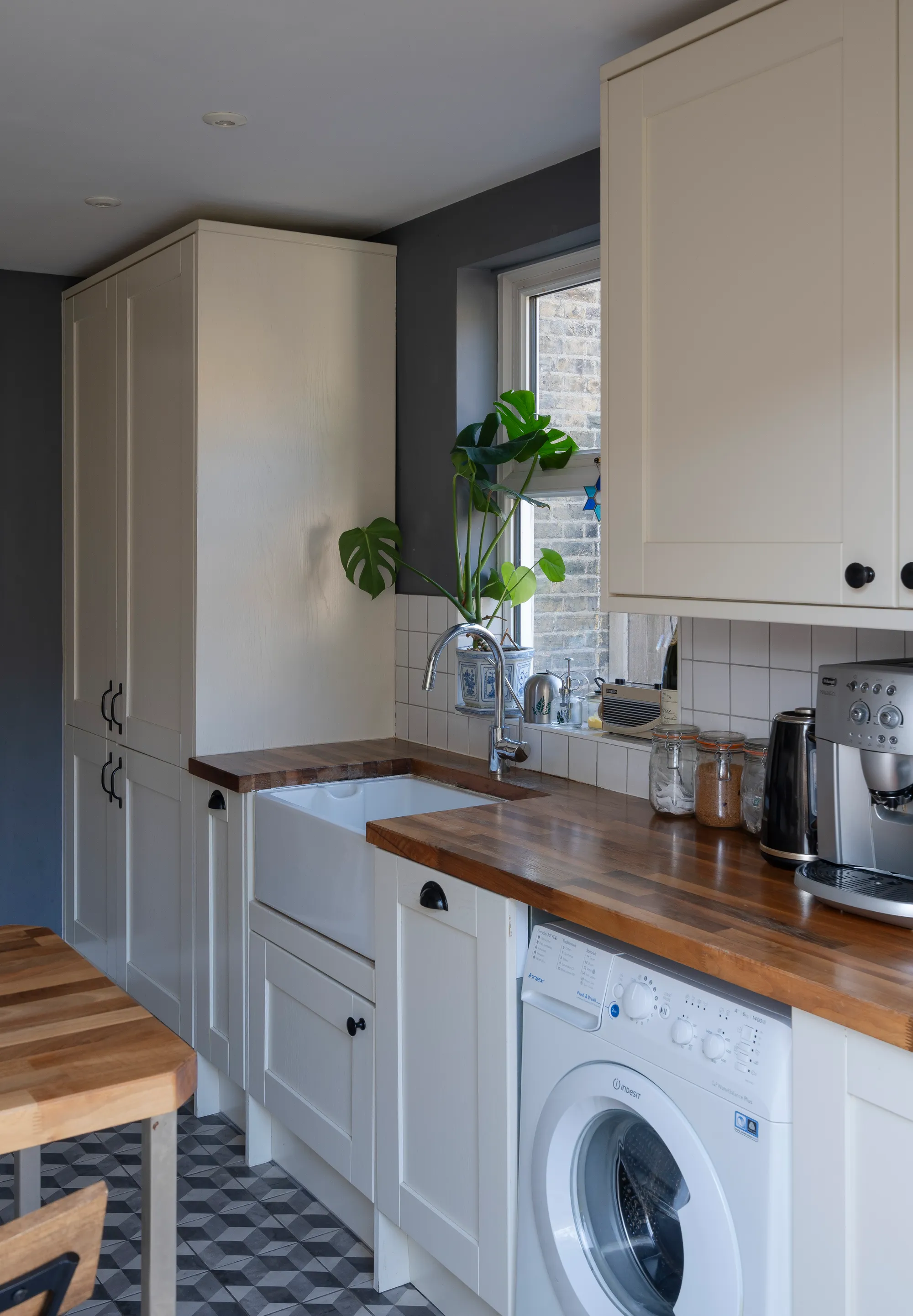 2 bed mid-terraced house for sale in Elsham Road, Leytonstone, London, E11  - Property Image 13