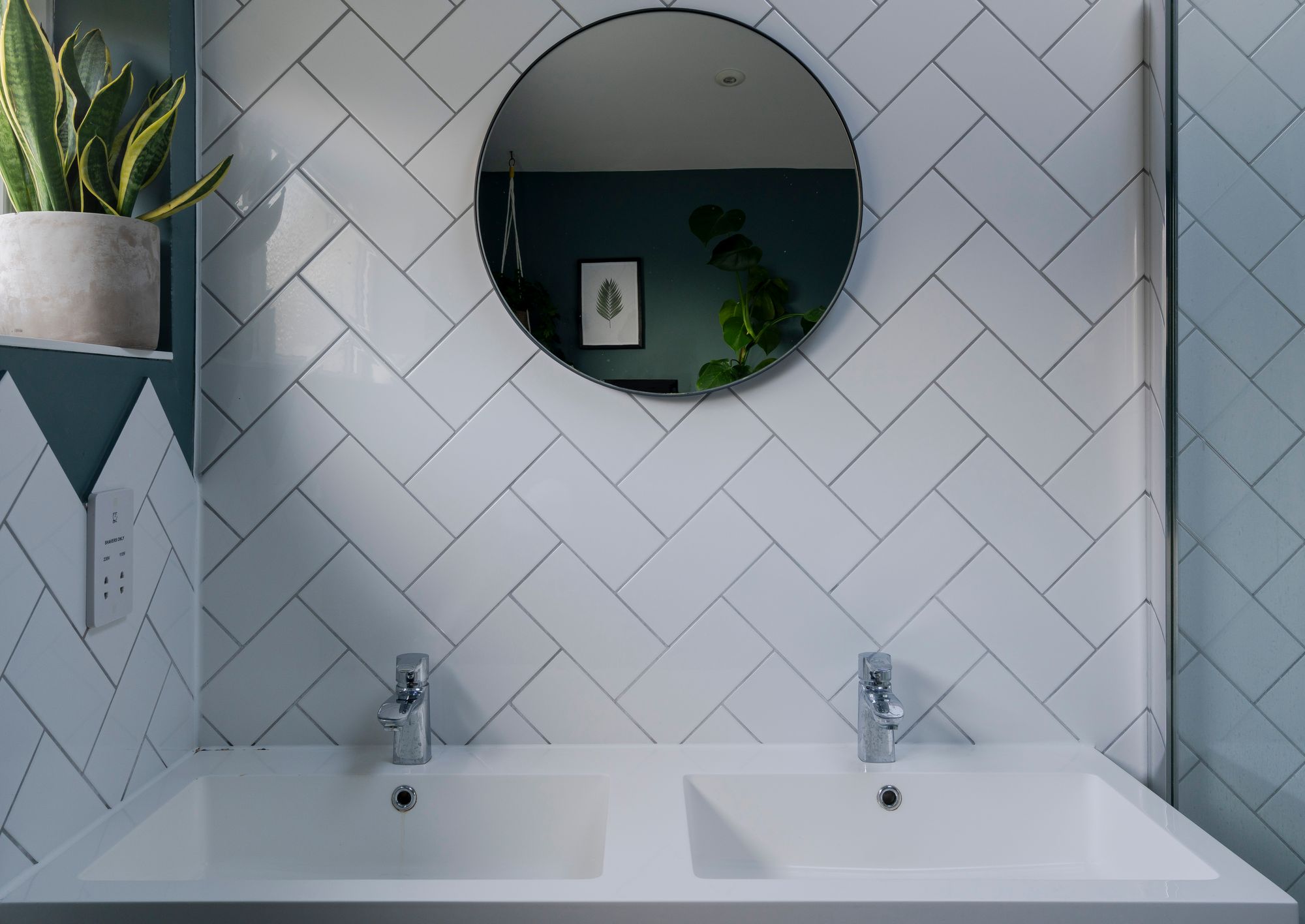 2 bed mid-terraced house for sale in Elsham Road, Leytonstone, London, E11  - Property Image 32