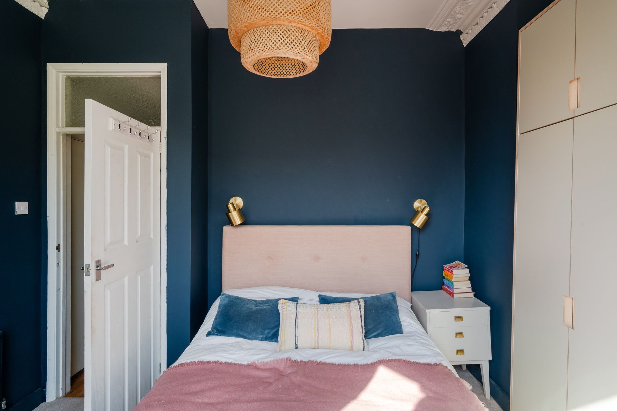 2 bed for sale in Hampton Road, Forest Gate, London, E7  - Property Image 20