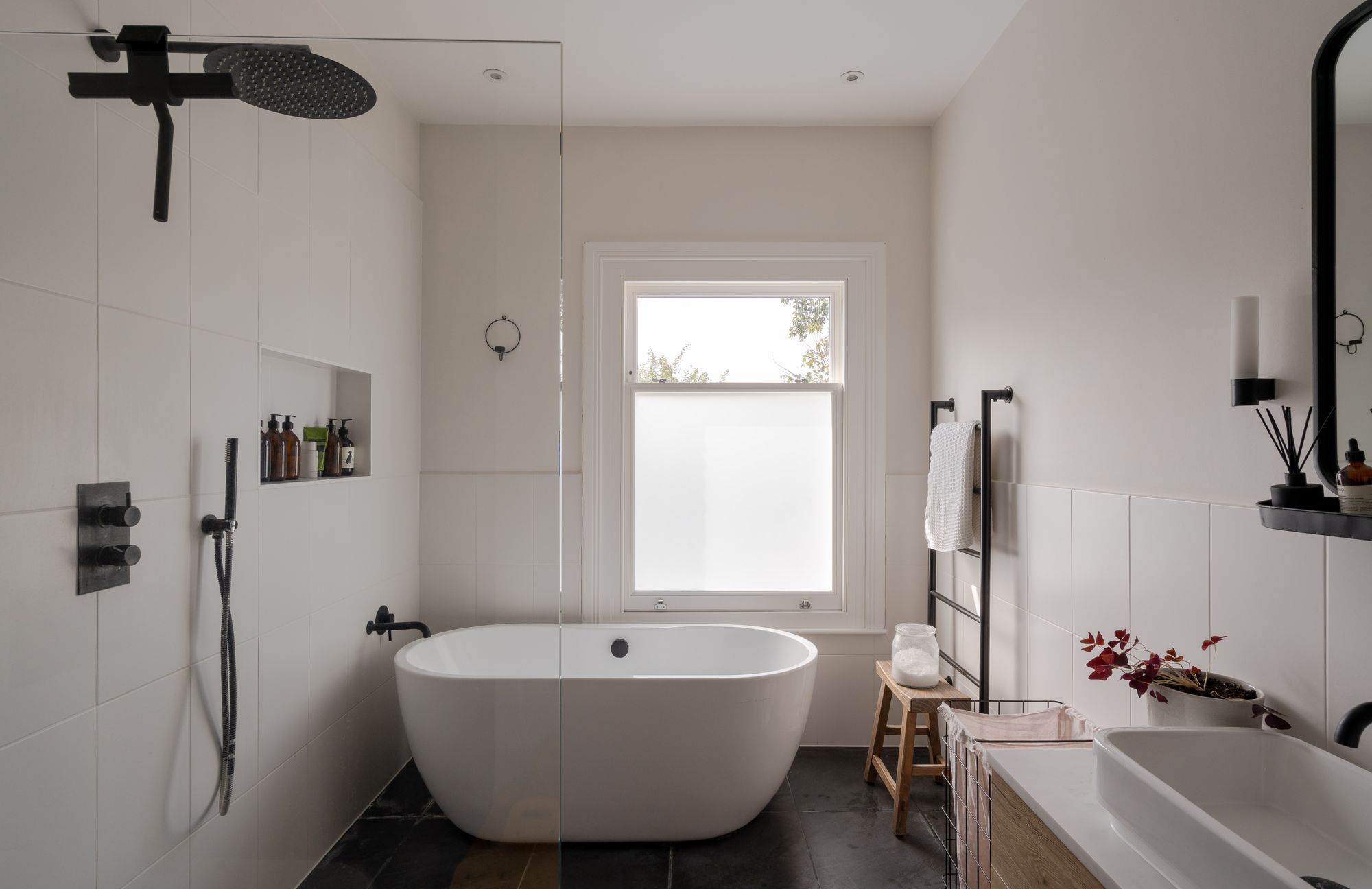 3 bed mid-terraced house for sale in Selby Road, Leytonstone, London, E11 - Property Image 16