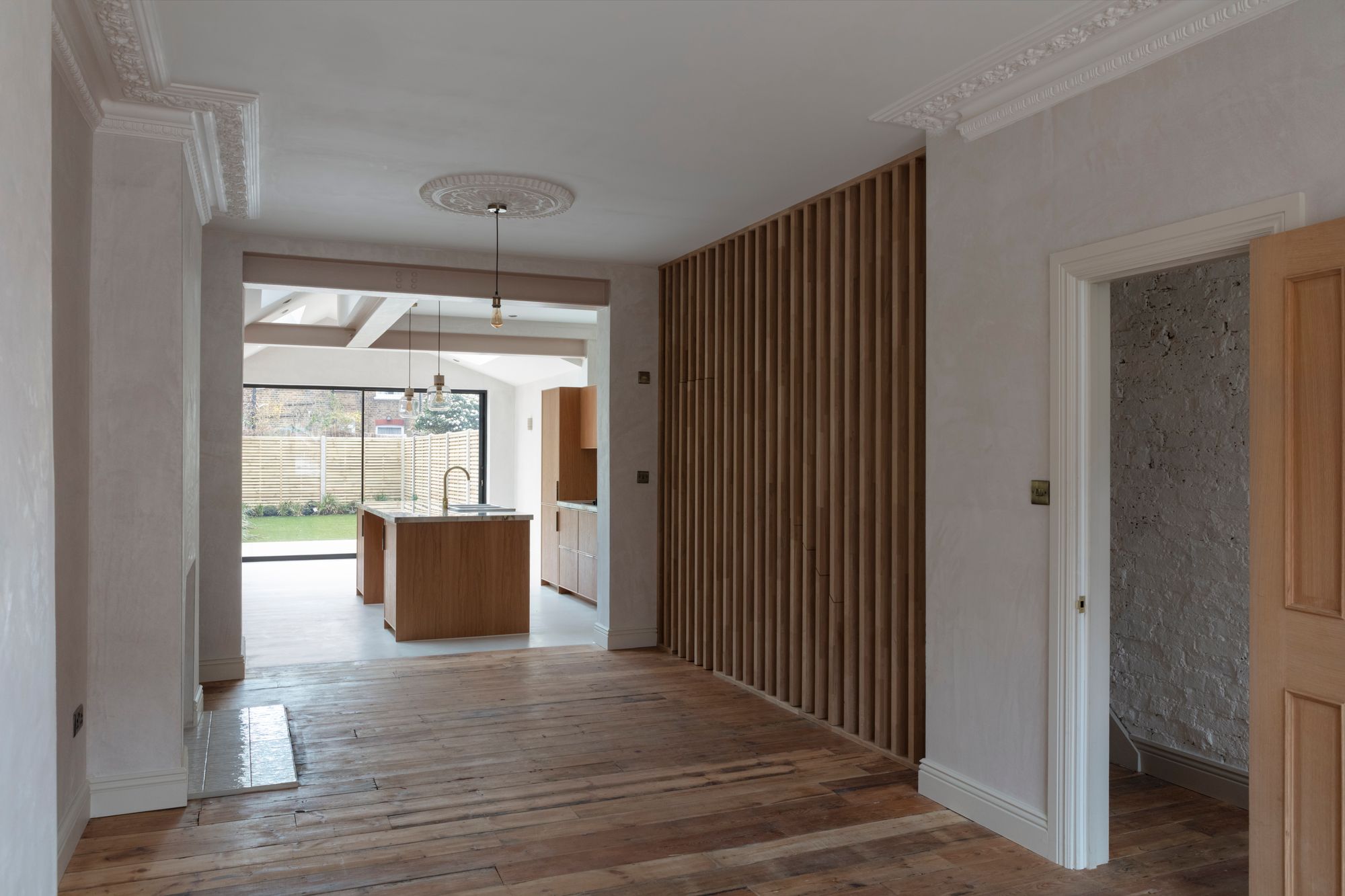 4 bed end of terrace house for sale in Peel Road, South Woodford, London, E18  - Property Image 8