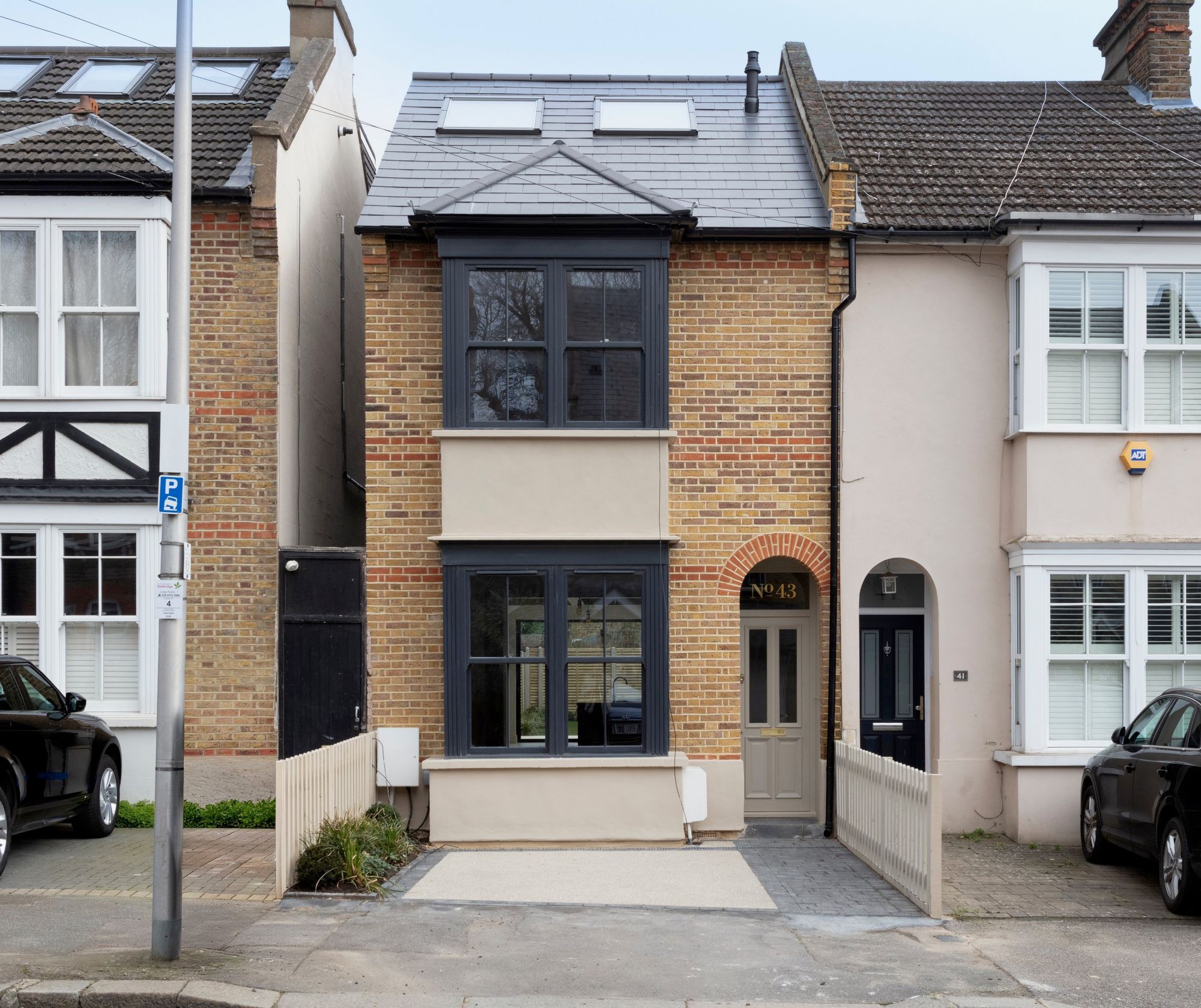 4 bed end of terrace house for sale in Peel Road, South Woodford, London, E18  - Property Image 2
