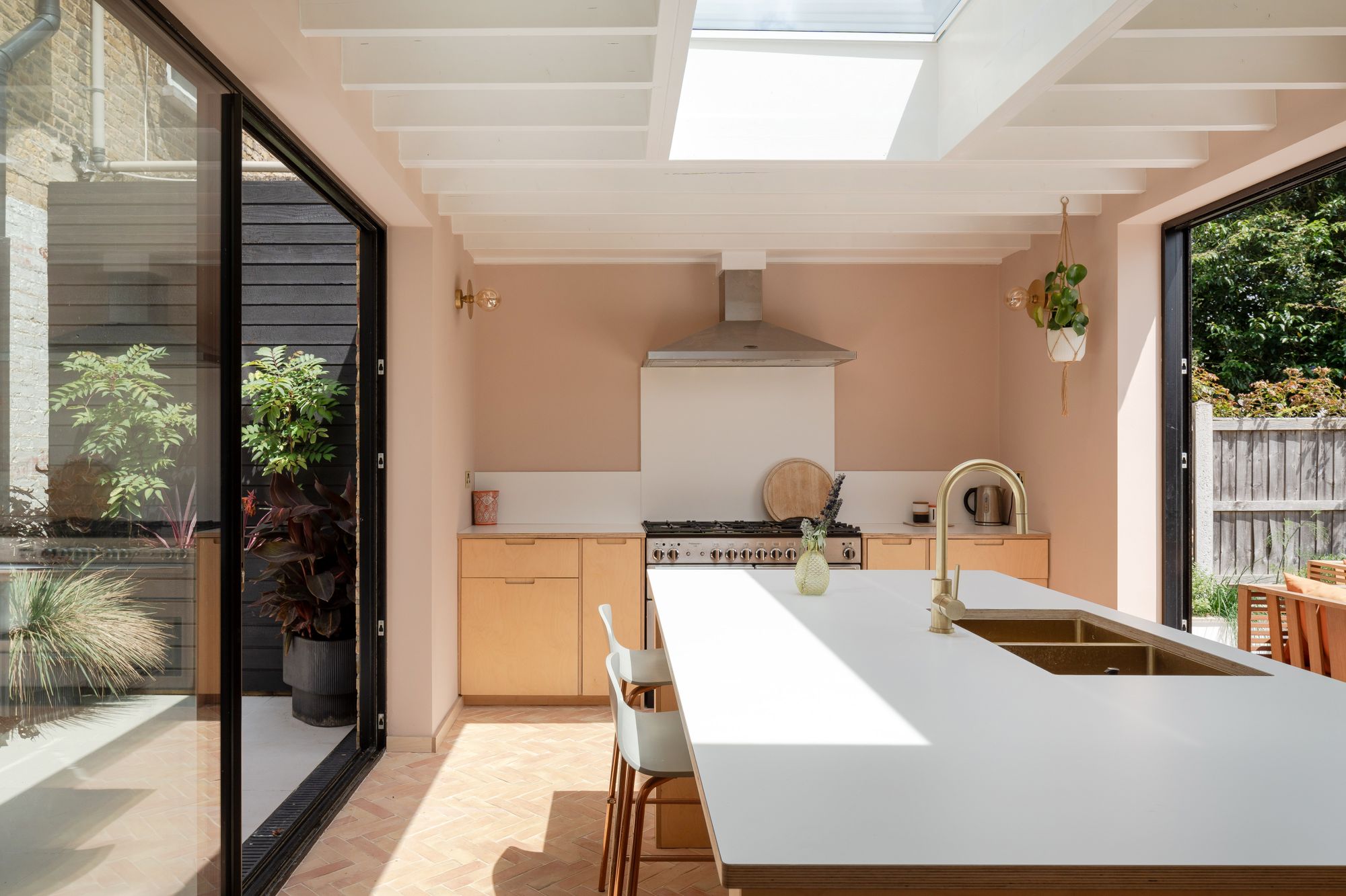 6 bed terraced house for sale in Forest Drive East, Upper Leytonstone, London, E11  - Property Image 23