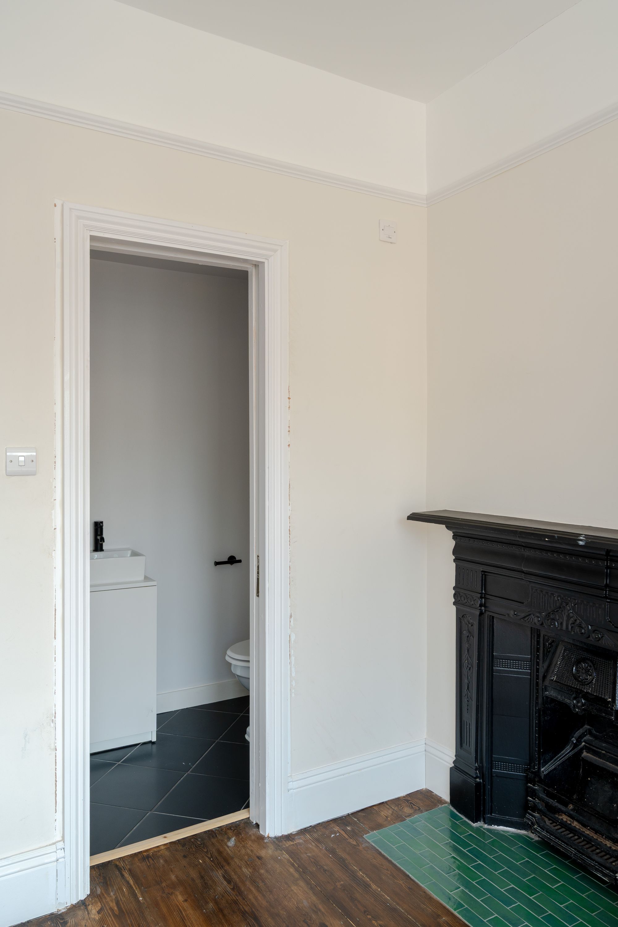 6 bed semi-detached house for sale in Wanstead Park Avenue, Aldersbrook, London, E12 - Property Image 21