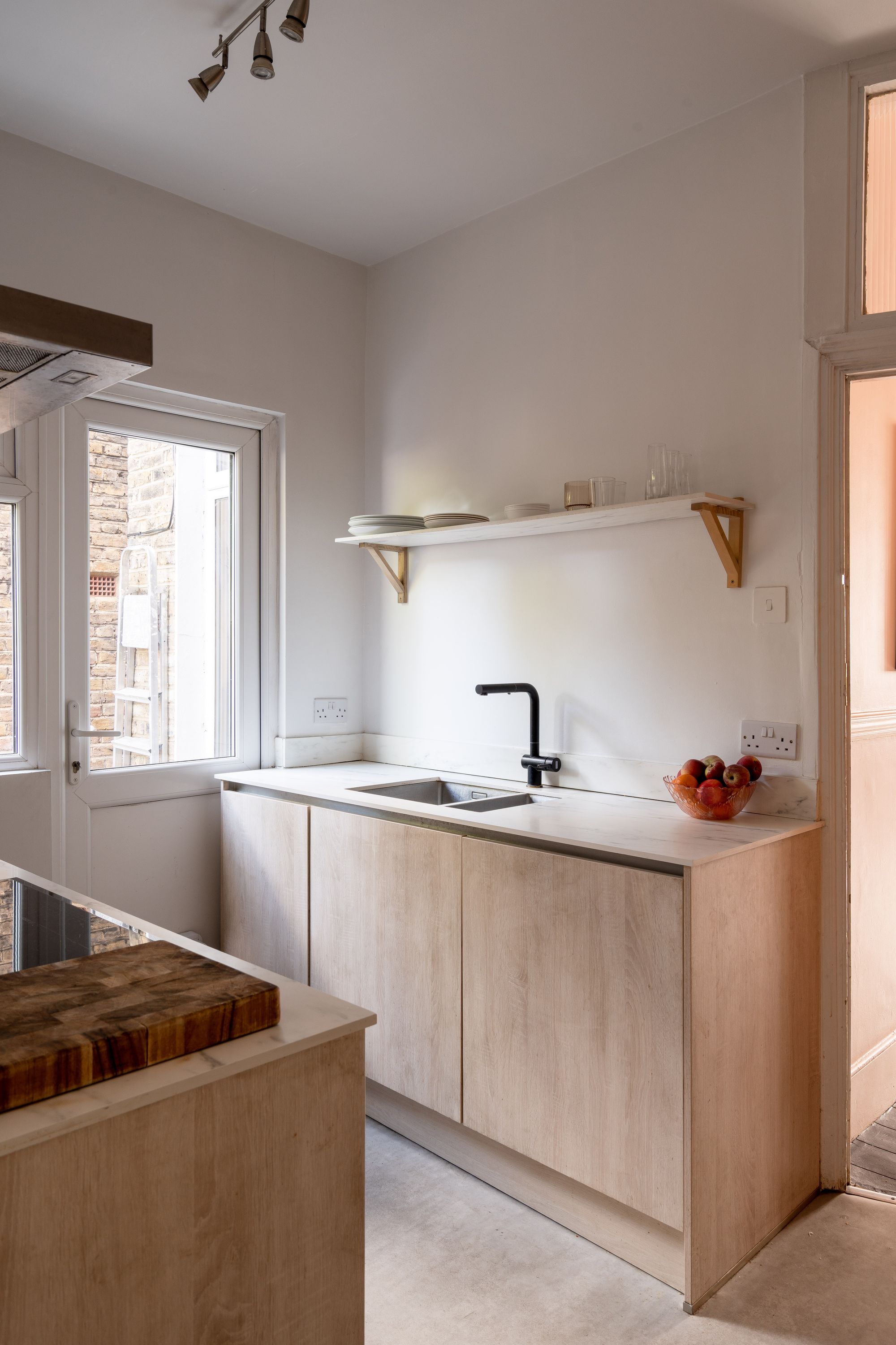 3 bed semi-detached house for sale in Herongate Road, Aldersbrook, London, E12 - Property Image 17