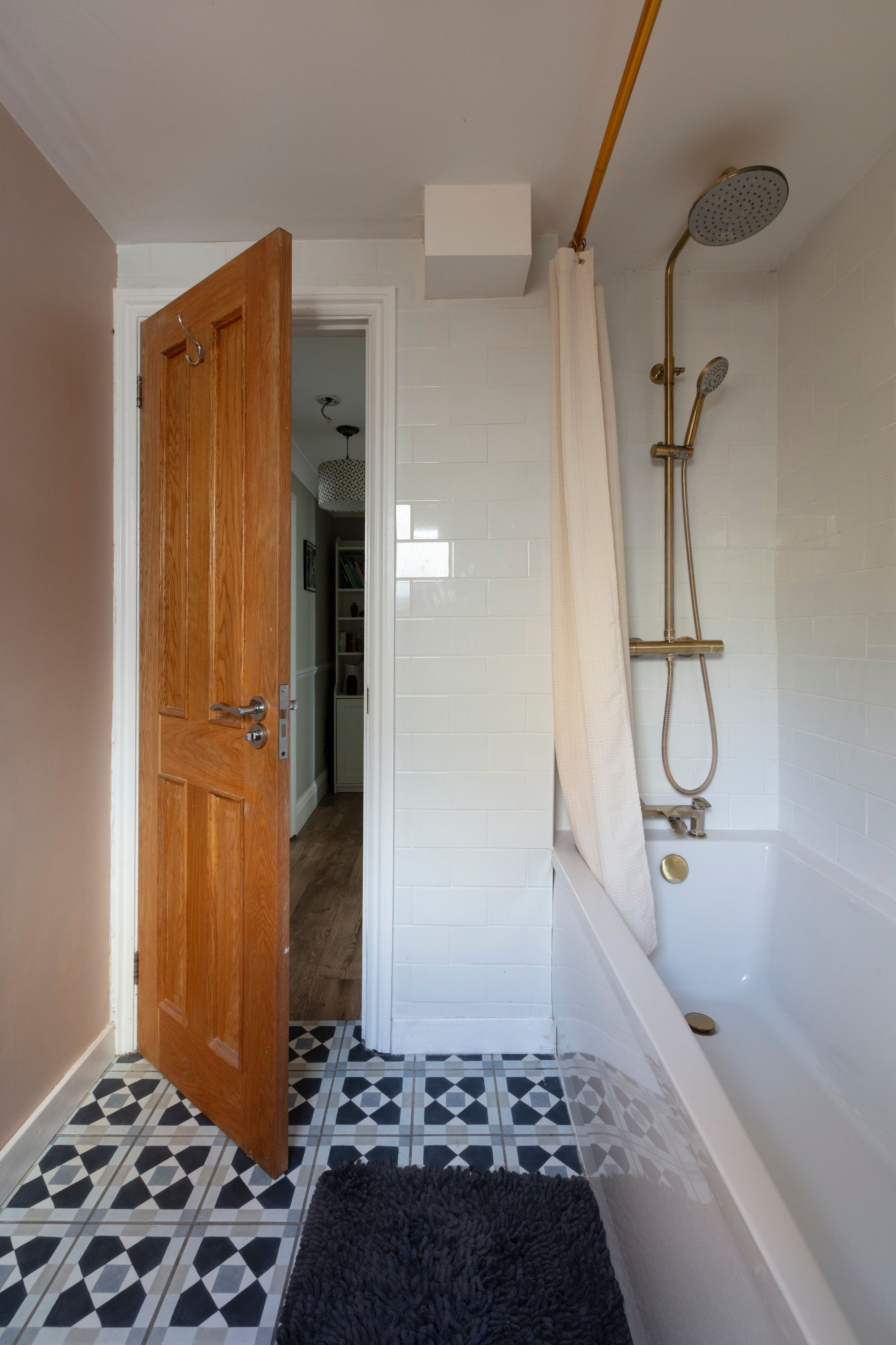 2 bed flat for sale in Pretoria Road, Leytonstone, London, E11  - Property Image 22