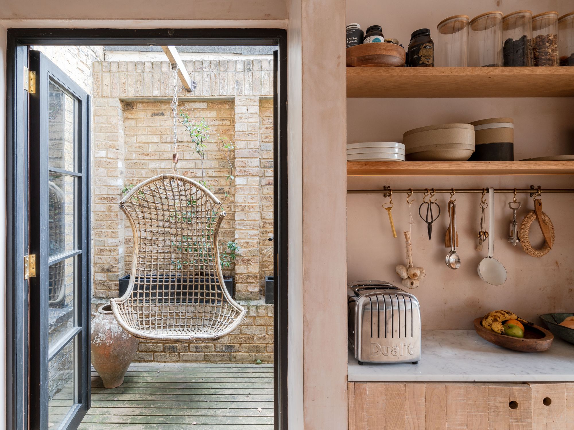 2 bed terraced house for sale in Farmer Road, Leyton, London, E10 - Property Image 12