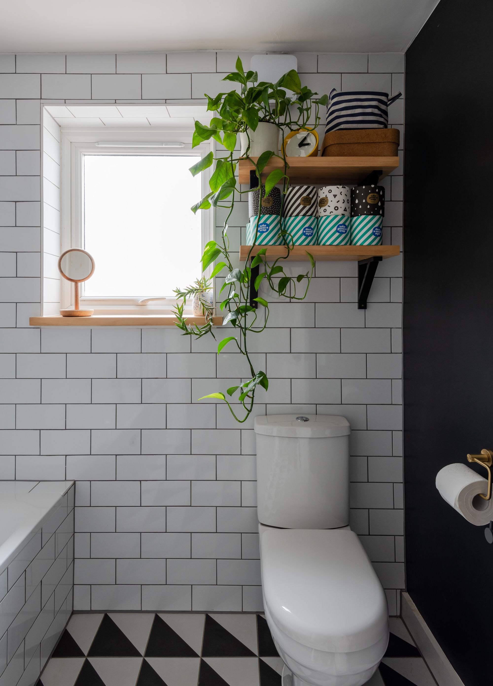 3 bed mid-terraced house for sale in Melford Road, Leytonstone, London, E11  - Property Image 27