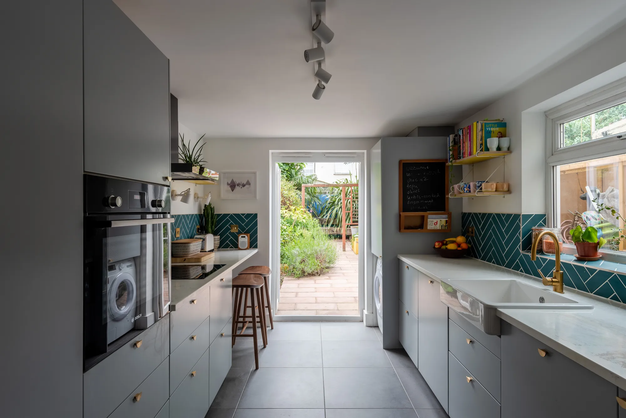 3 bed mid-terraced house for sale in Melford Road, Leytonstone, London, E11  - Property Image 11