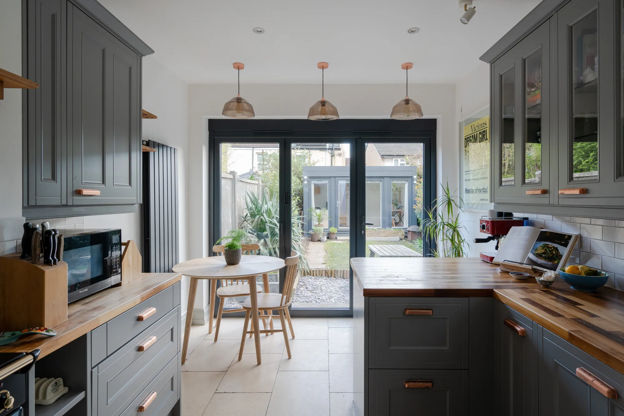 3 bed mid-terraced house for sale in Melford Road, Leytonstone, London, E11  - Property Image 14