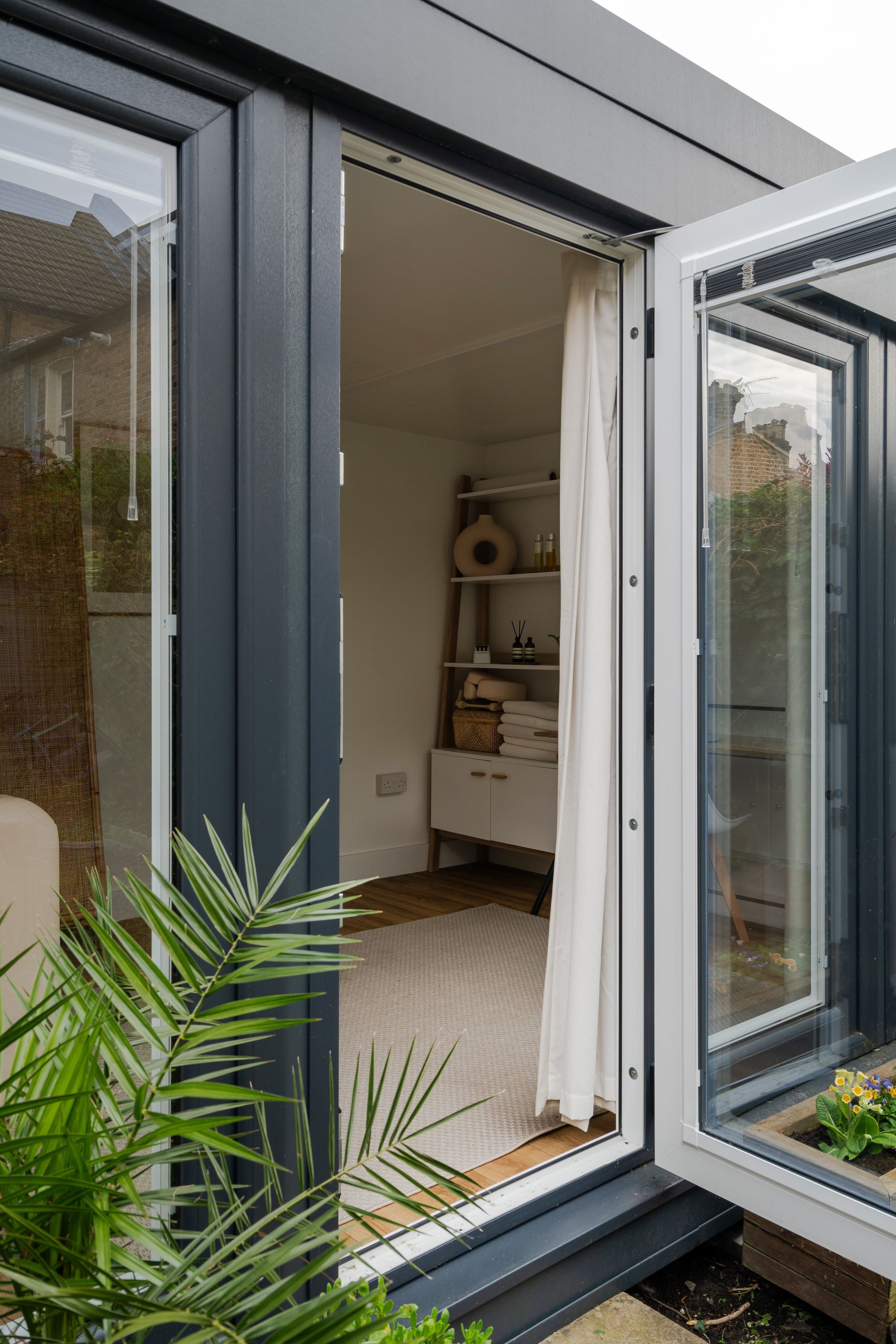 3 bed mid-terraced house for sale in Melford Road, Leytonstone, London, E11  - Property Image 38