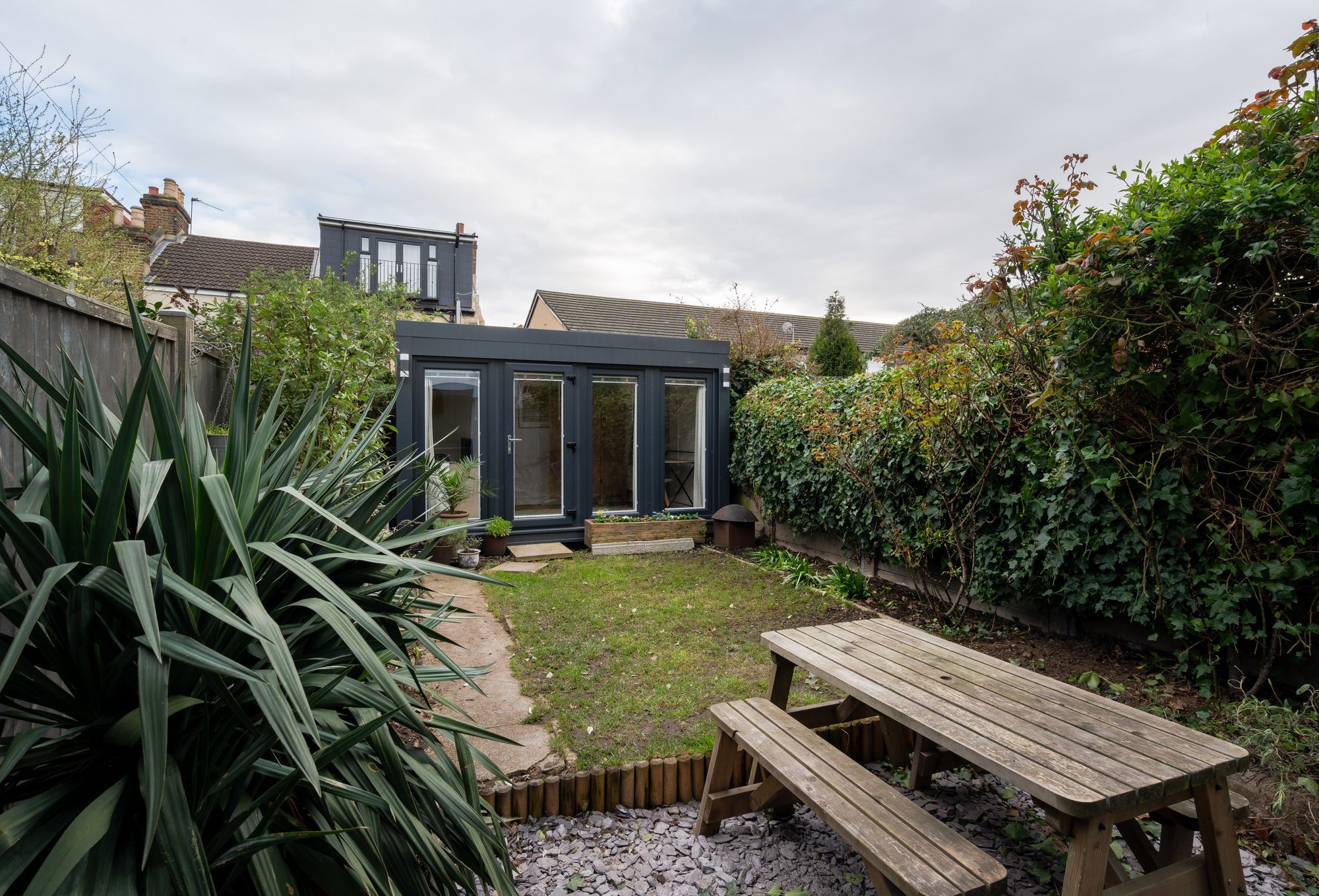 3 bed mid-terraced house for sale in Melford Road, Leytonstone, London, E11  - Property Image 36